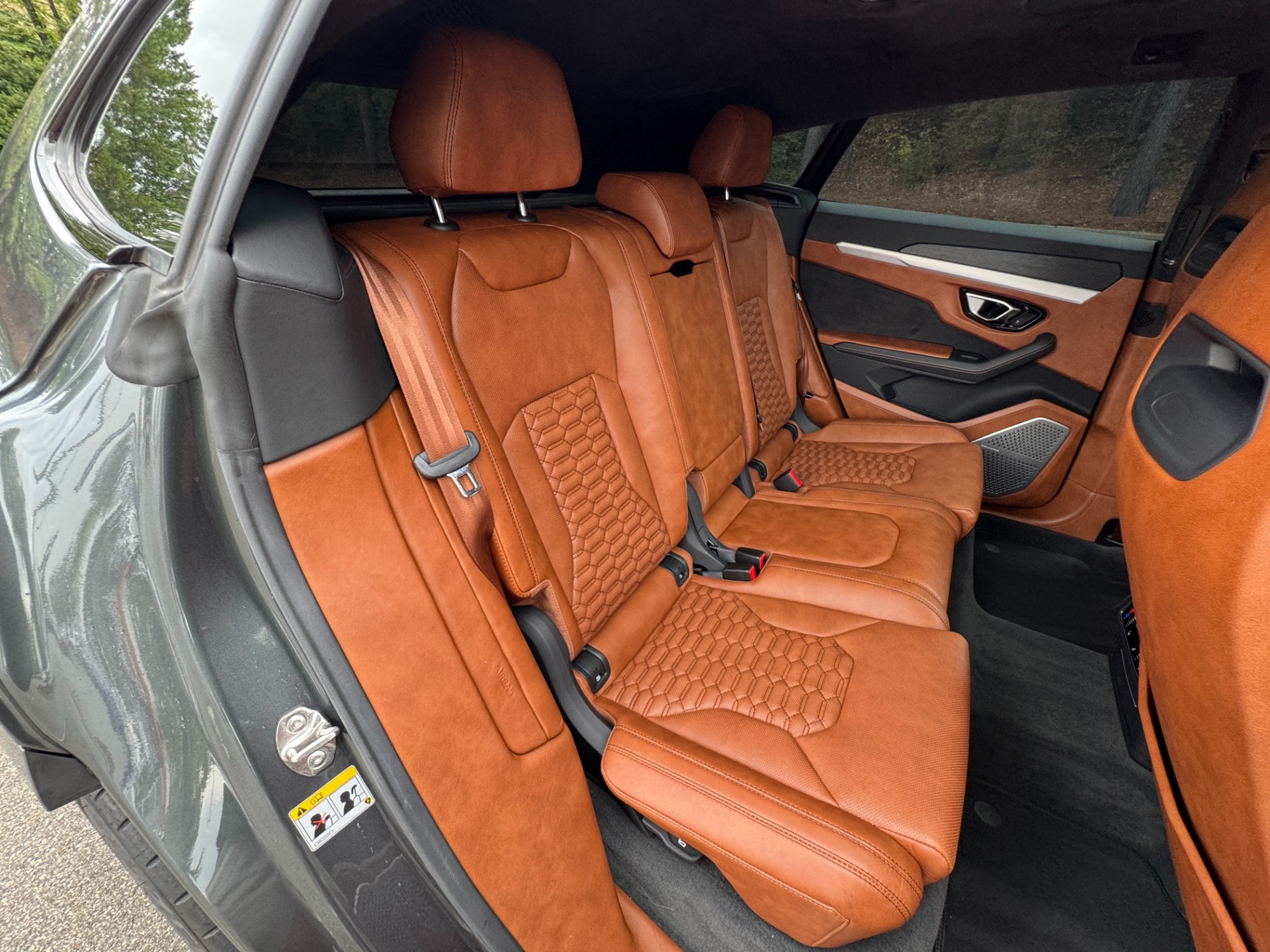 Used 2019 Lamborghini Urus NIGHT VISION / 23IN WHEELS / ADVANCED 3D SOUND for sale Sold at Formula Imports in Charlotte NC 28227 51