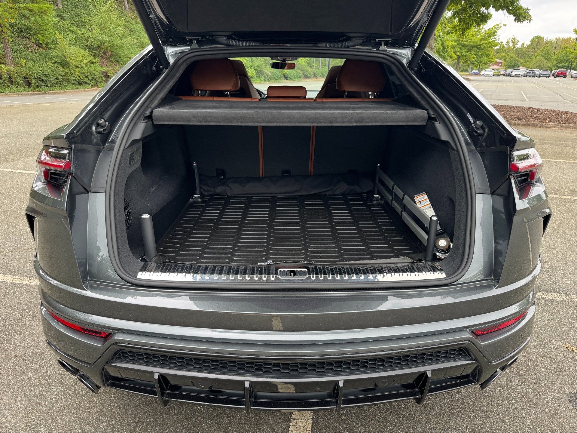 Used 2019 Lamborghini Urus CUSTOM WRAP / NIGHT VISION / 23IN WHEELS / ADVANCED 3D SOUND for sale $199,999 at Formula Imports in Charlotte NC 28227 55