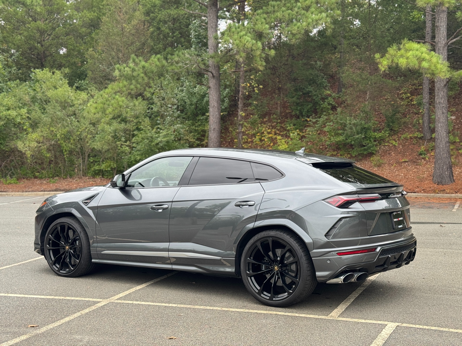 Used 2019 Lamborghini Urus CUSTOM WRAP / NIGHT VISION / 23IN WHEELS / ADVANCED 3D SOUND for sale $199,999 at Formula Imports in Charlotte NC 28227 7