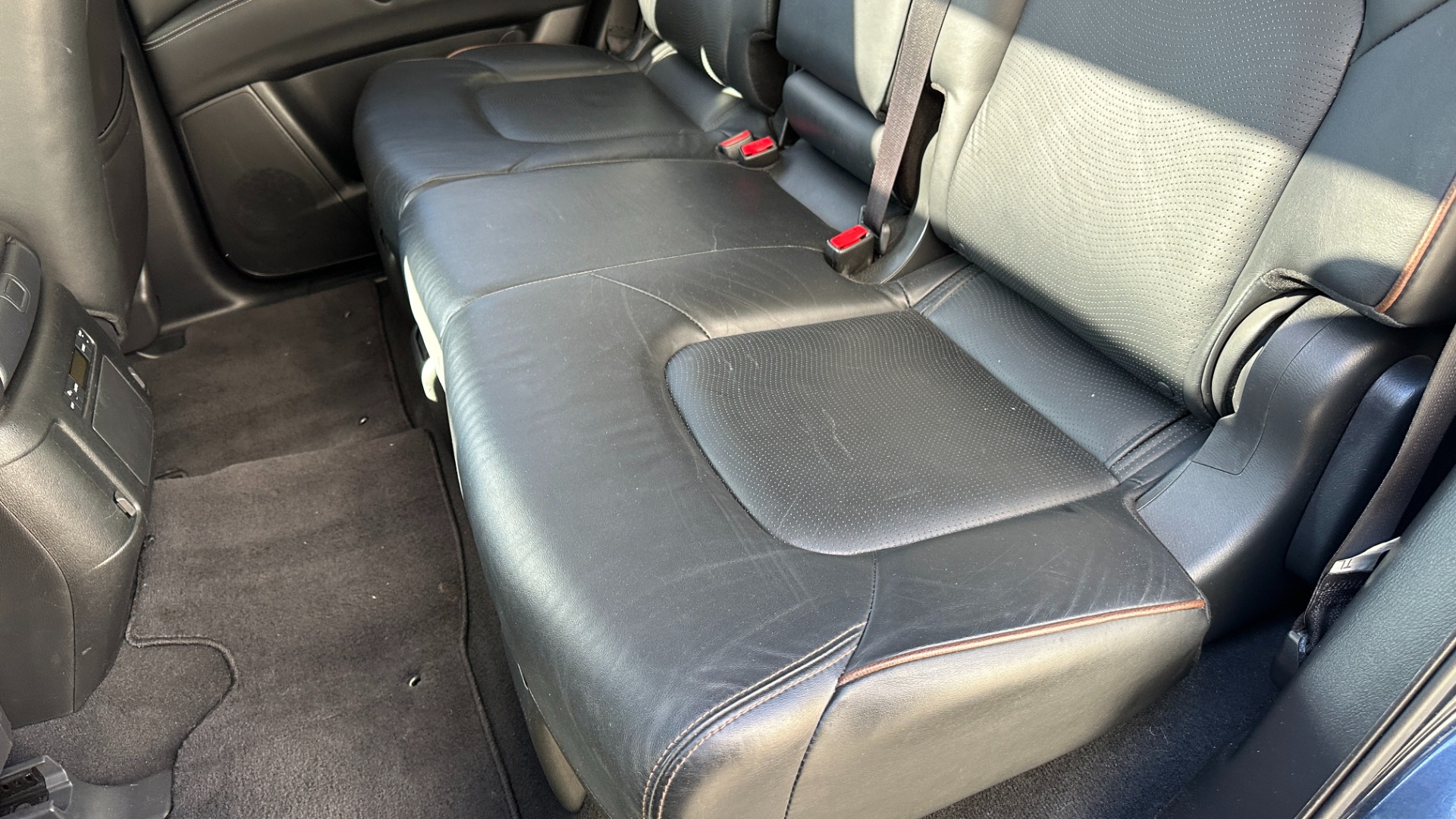 Used 2018 Nissan Armada SL / NAVIGATION / HEATED SEATS / LEATHER / 3RD ROW for sale Sold at Formula Imports in Charlotte NC 28227 28