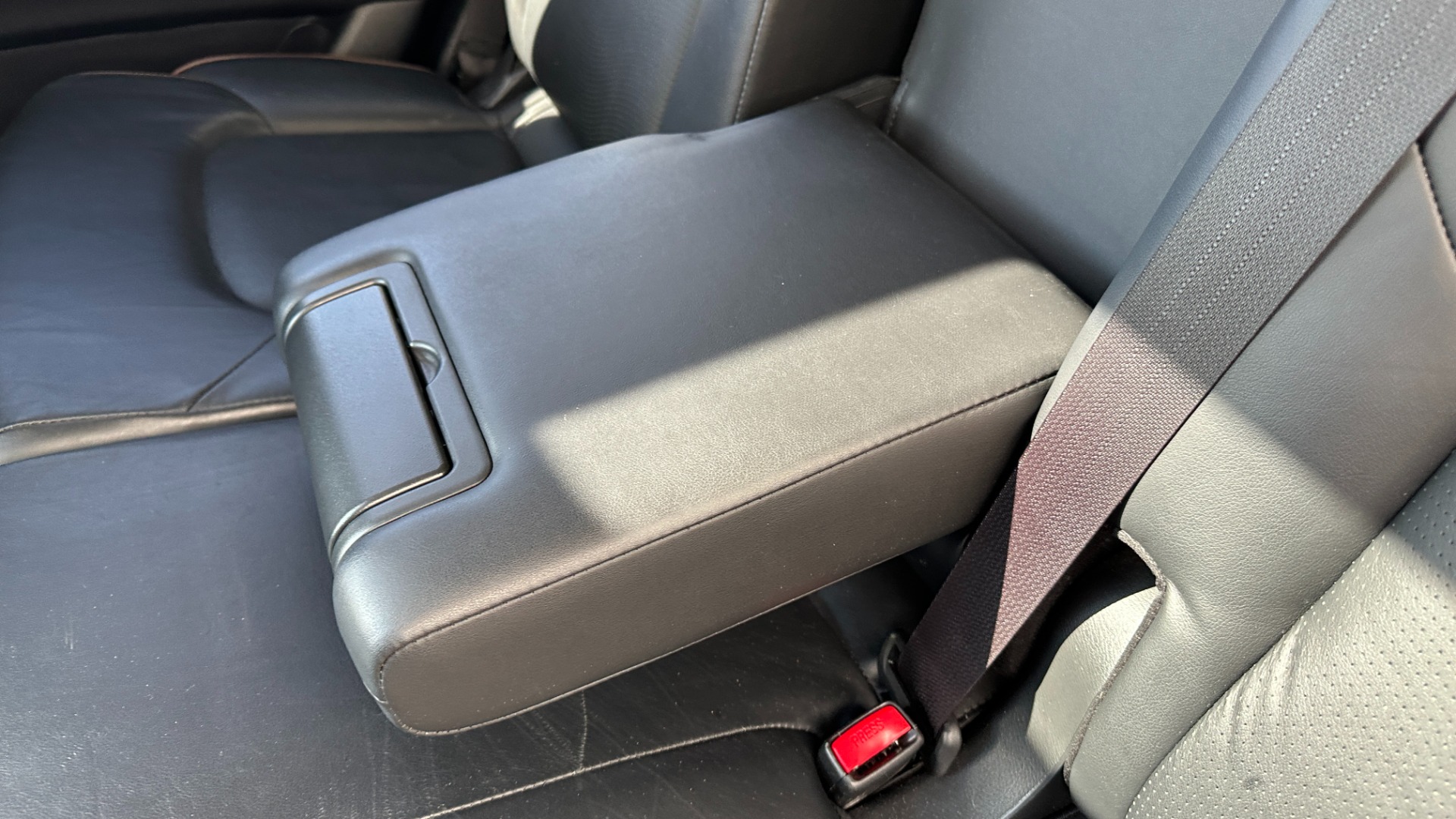 Used 2018 Nissan Armada SL / NAVIGATION / HEATED SEATS / LEATHER / 3RD ROW for sale $19,999 at Formula Imports in Charlotte NC 28227 34