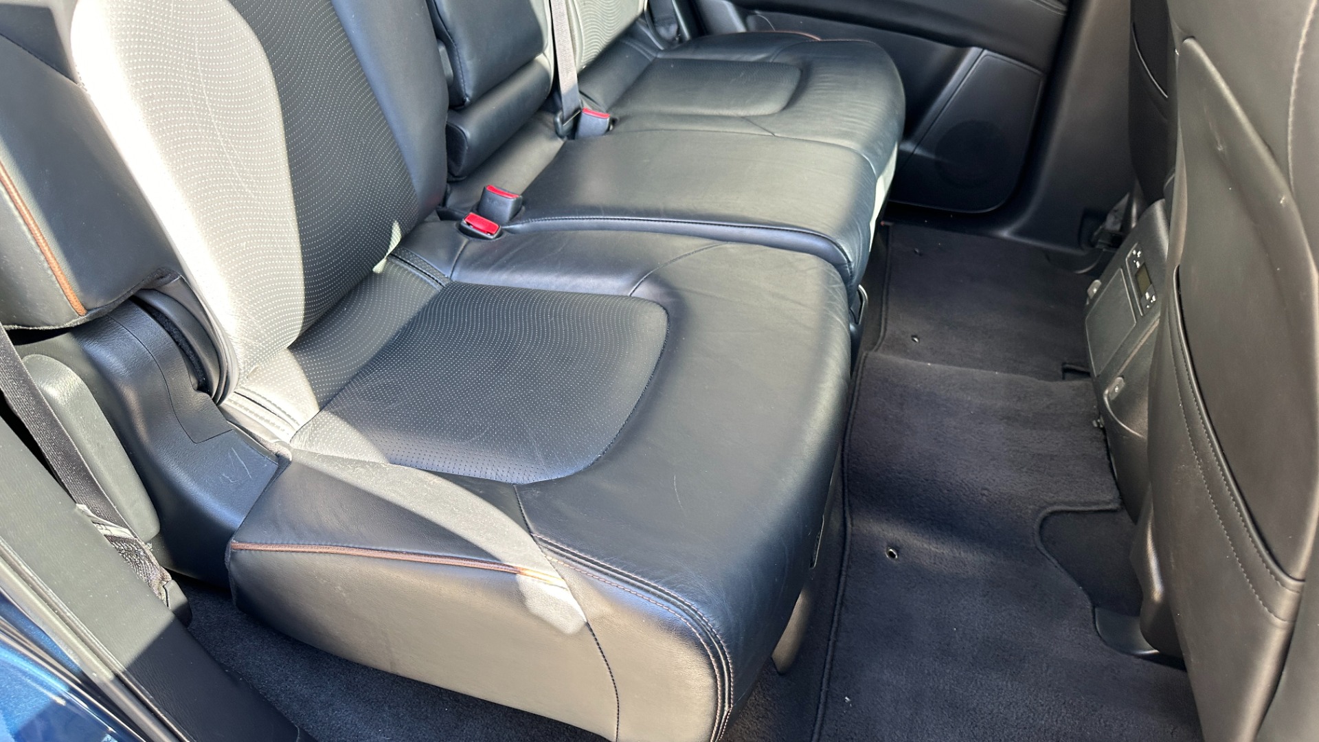 Used 2018 Nissan Armada SL / NAVIGATION / HEATED SEATS / LEATHER / 3RD ROW for sale $19,999 at Formula Imports in Charlotte NC 28227 38