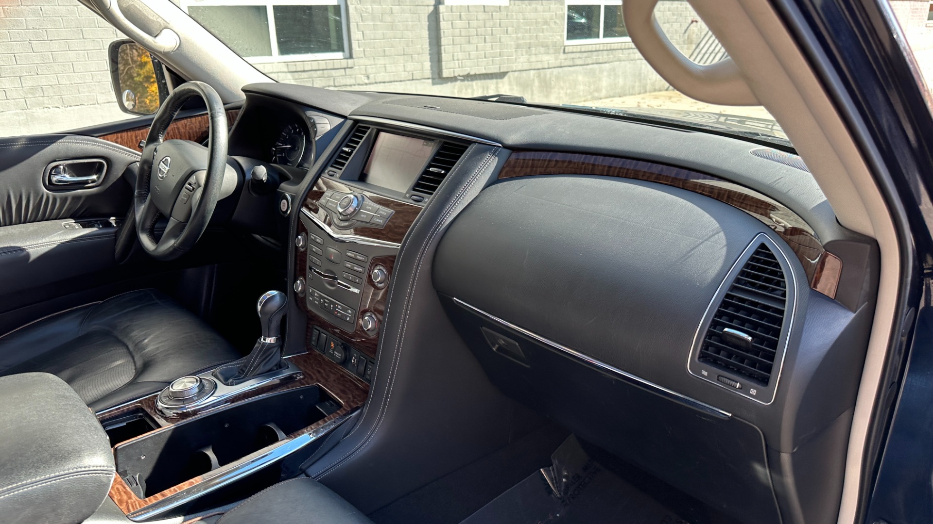 Used 2018 Nissan Armada SL / NAVIGATION / HEATED SEATS / LEATHER / 3RD ROW for sale $19,999 at Formula Imports in Charlotte NC 28227 40