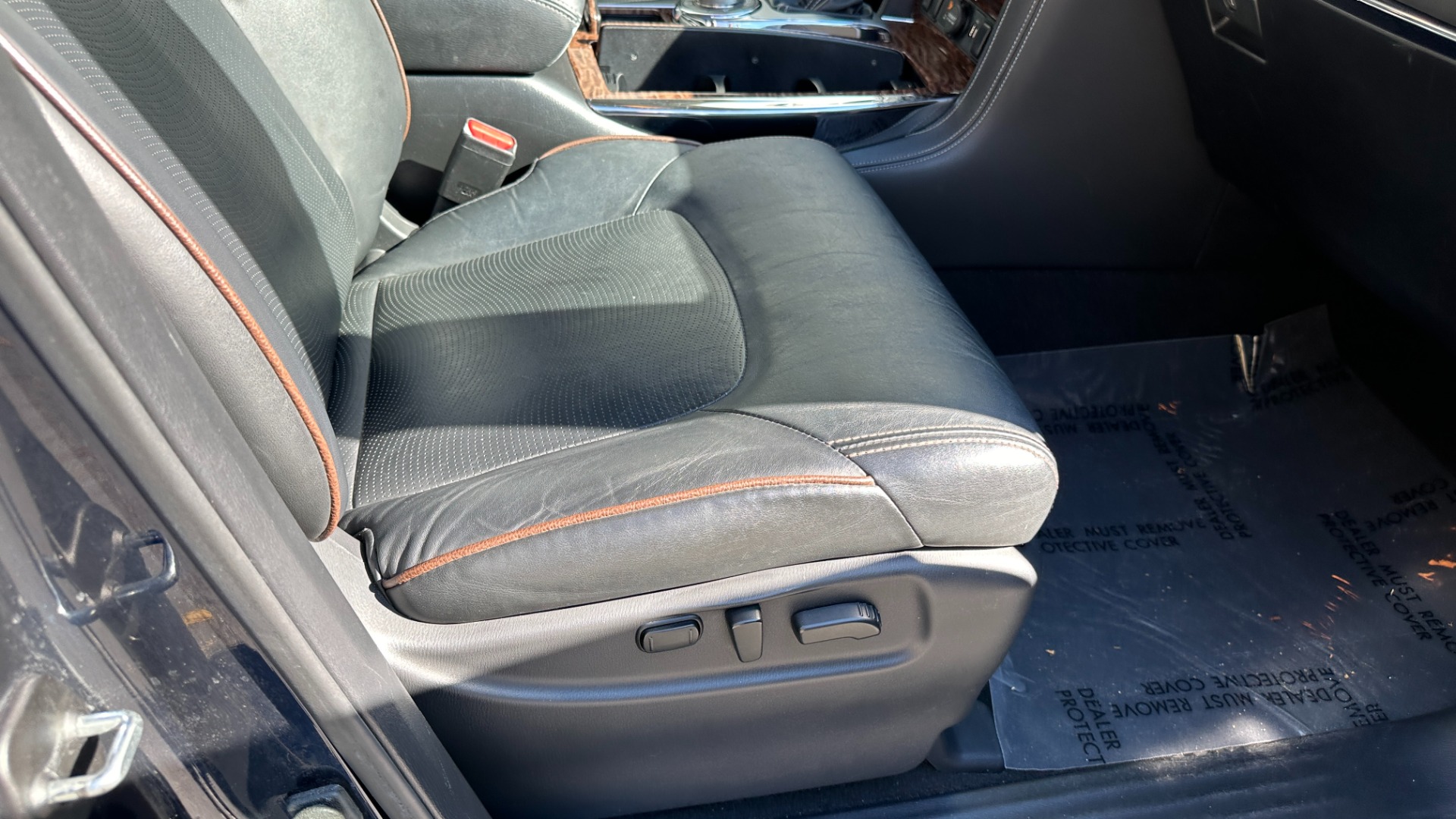 Used 2018 Nissan Armada SL / NAVIGATION / HEATED SEATS / LEATHER / 3RD ROW for sale $19,999 at Formula Imports in Charlotte NC 28227 43