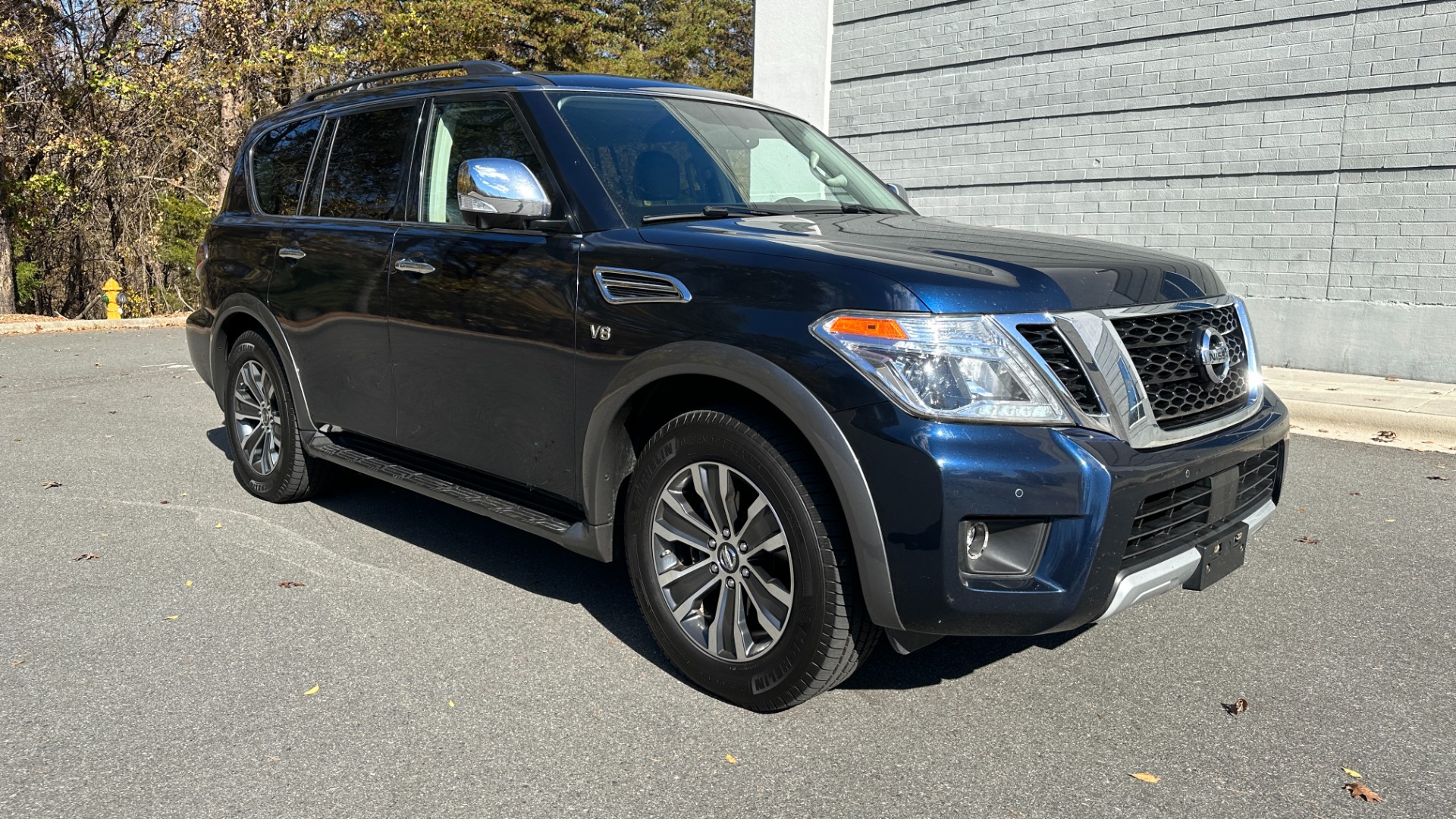 Used 2018 Nissan Armada SL / NAVIGATION / HEATED SEATS / LEATHER / 3RD ROW for sale $19,999 at Formula Imports in Charlotte NC 28227 5