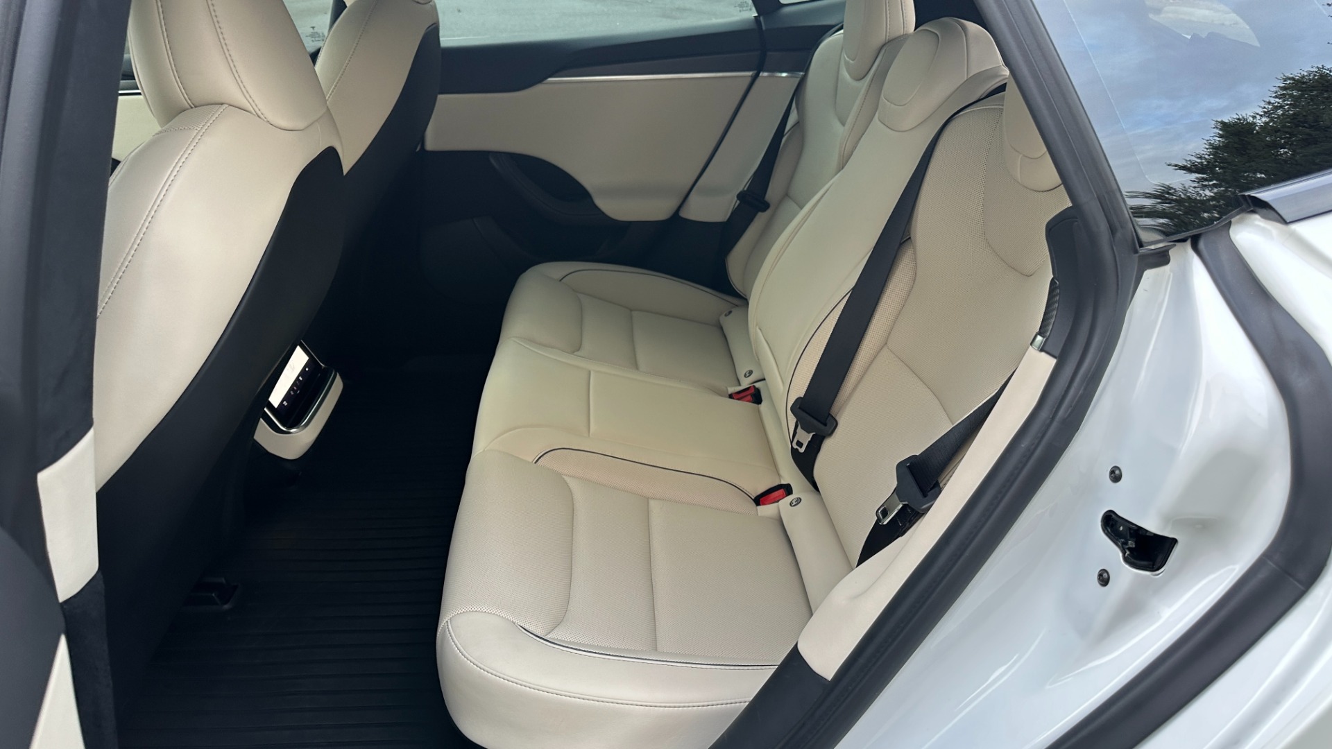 Used 2022 Tesla Model S PLAID / FULL SELF DRIVING / PREMIUM CONNECTIVITY for sale Sold at Formula Imports in Charlotte NC 28227 21