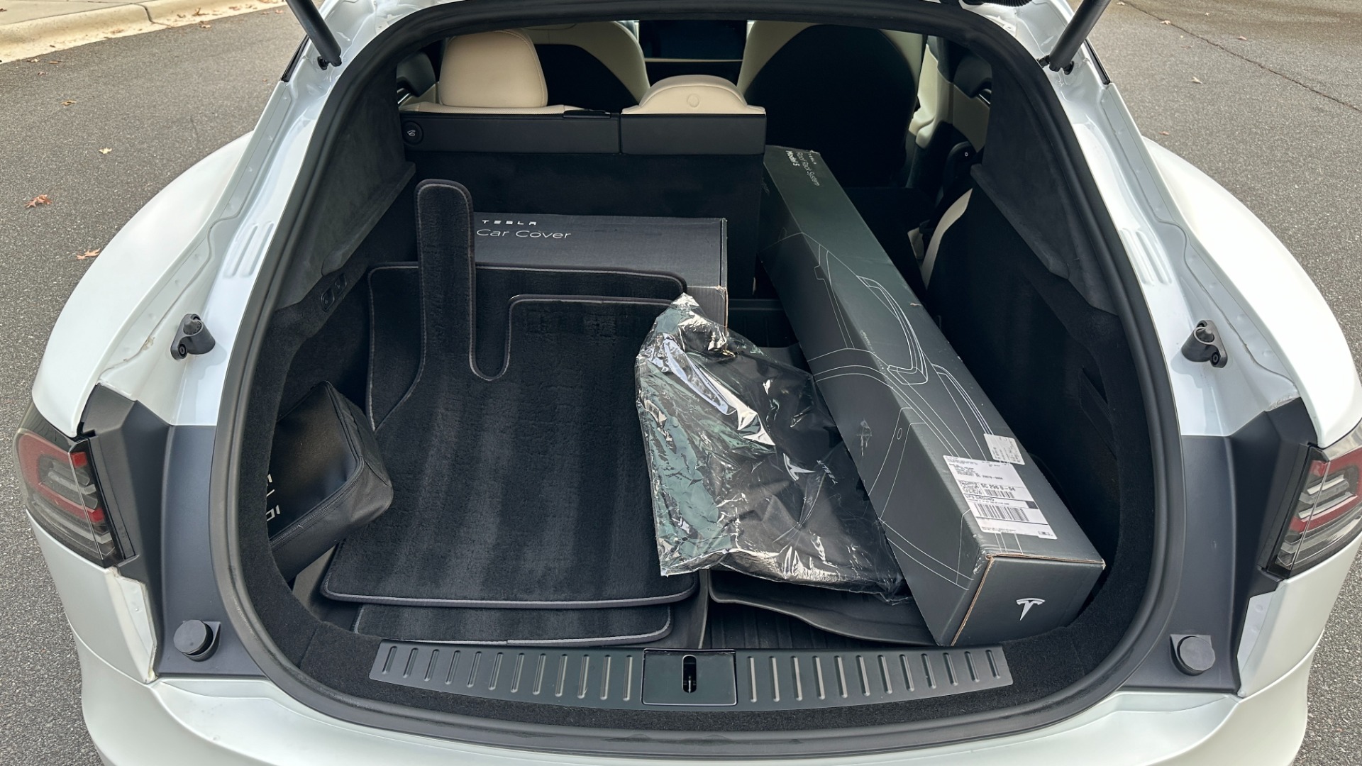 Used 2022 Tesla Model S PLAID / FULL SELF DRIVING / PREMIUM CONNECTIVITY for sale Sold at Formula Imports in Charlotte NC 28227 40