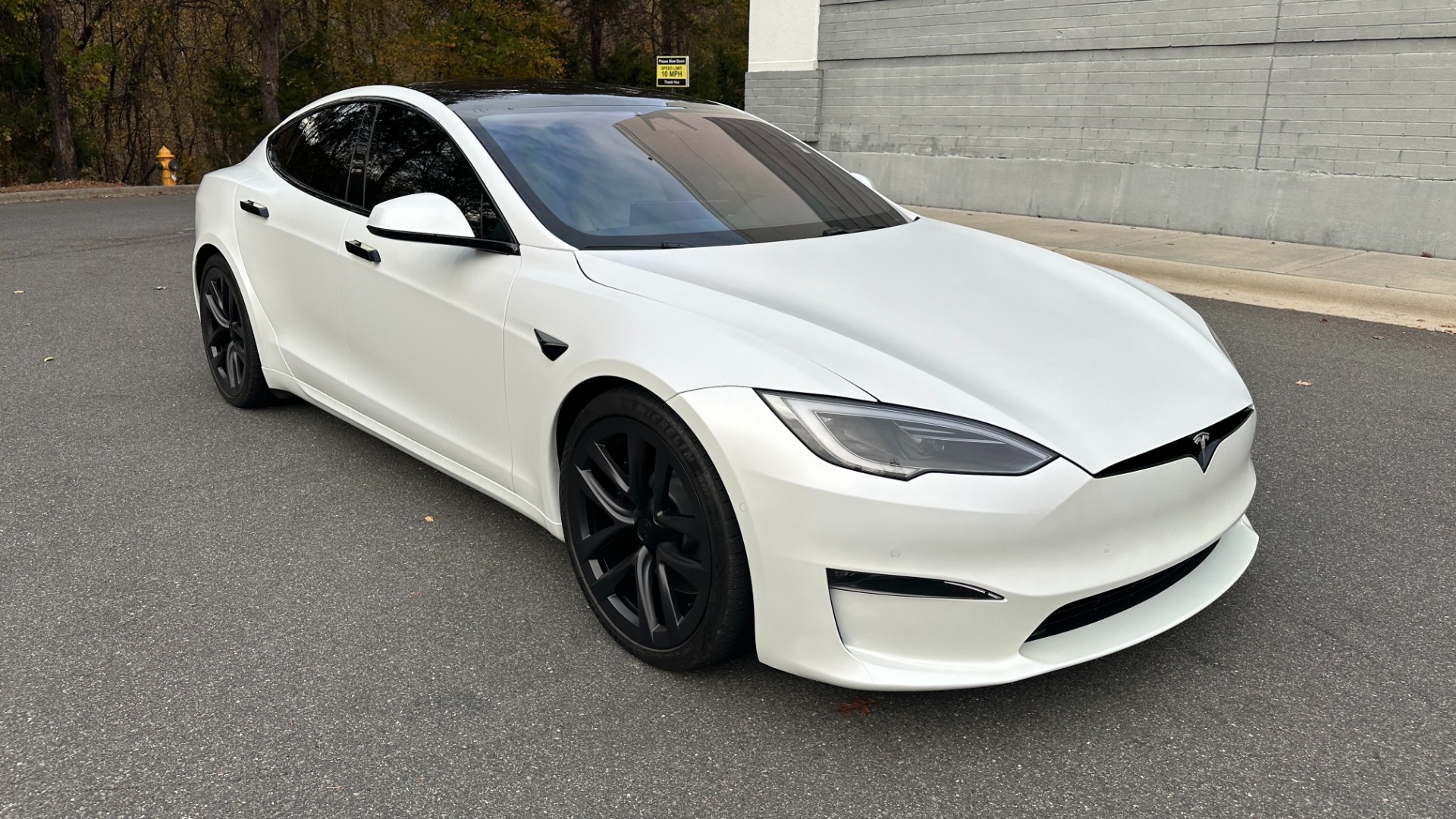 Used 2022 Tesla Model S PLAID / FULL SELF DRIVING / PREMIUM CONNECTIVITY for sale Sold at Formula Imports in Charlotte NC 28227 5