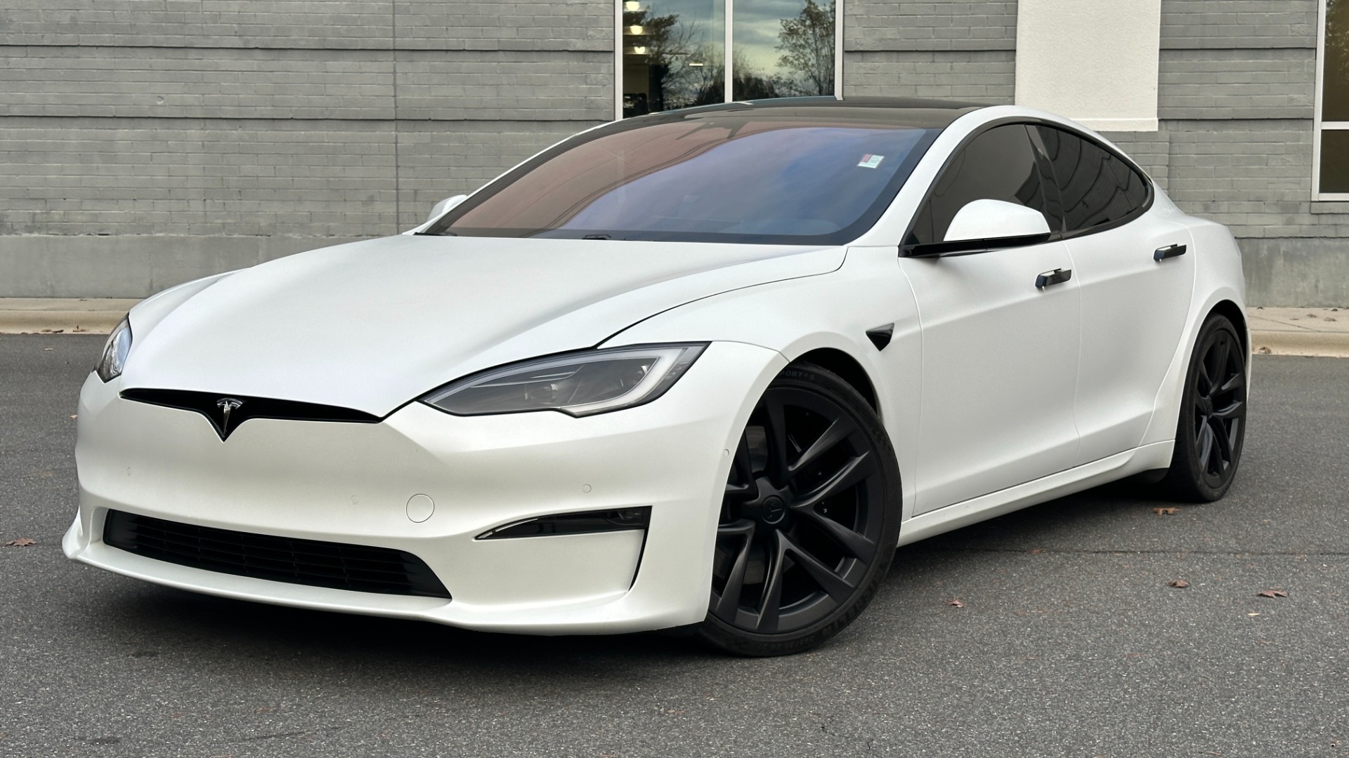 Used 2022 Tesla Model S PLAID / FULL SELF DRIVING / PREMIUM CONNECTIVITY for sale Sold at Formula Imports in Charlotte NC 28227 1