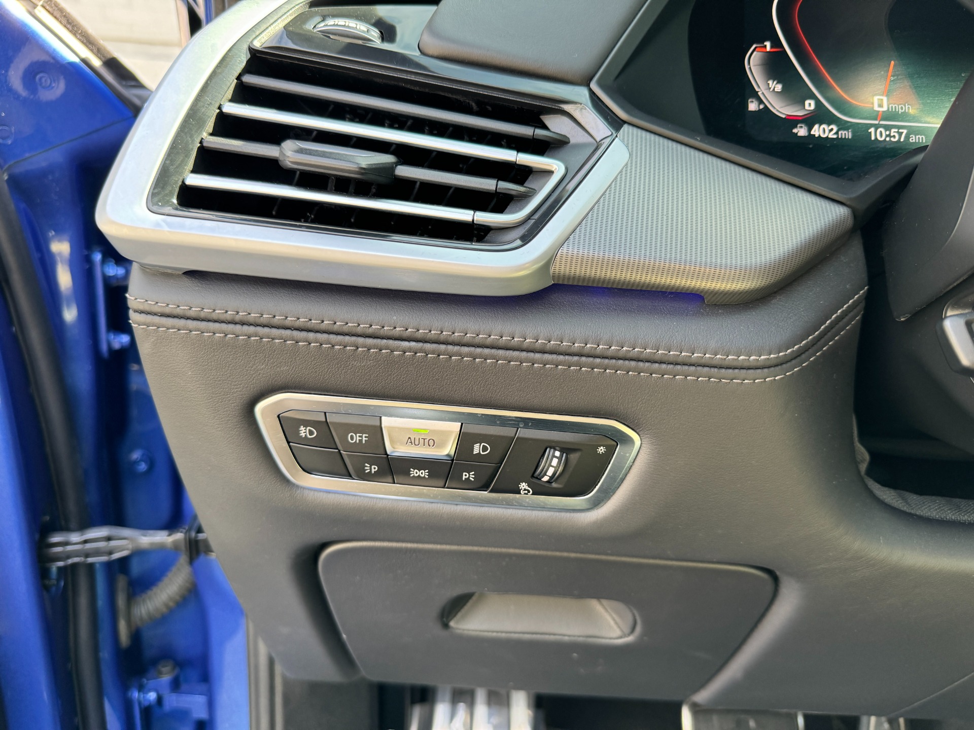 Used 2020 BMW X6 M50i for sale Sold at Formula Imports in Charlotte NC 28227 31