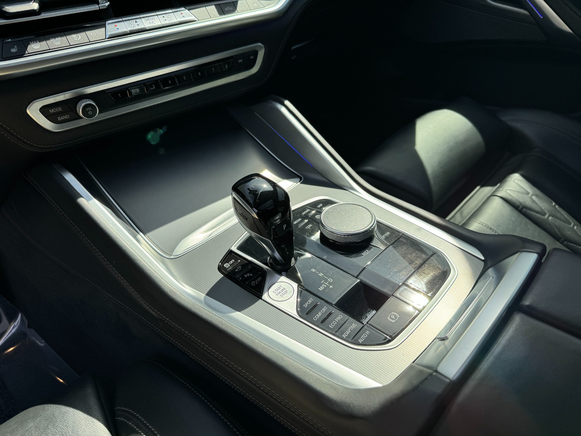 Used 2020 BMW X6 M50i for sale Sold at Formula Imports in Charlotte NC 28227 35