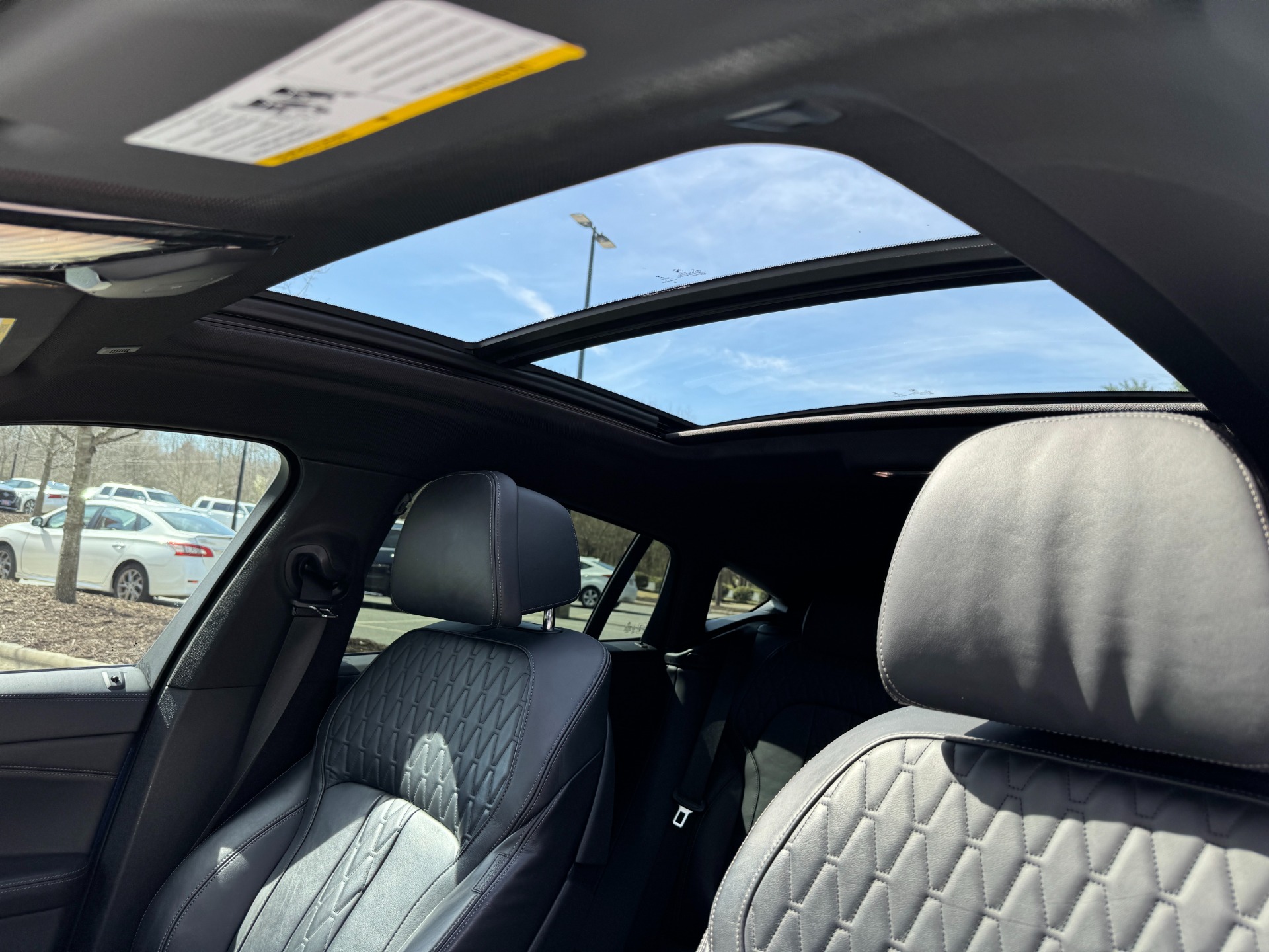 Used 2020 BMW X6 M50i for sale Sold at Formula Imports in Charlotte NC 28227 37