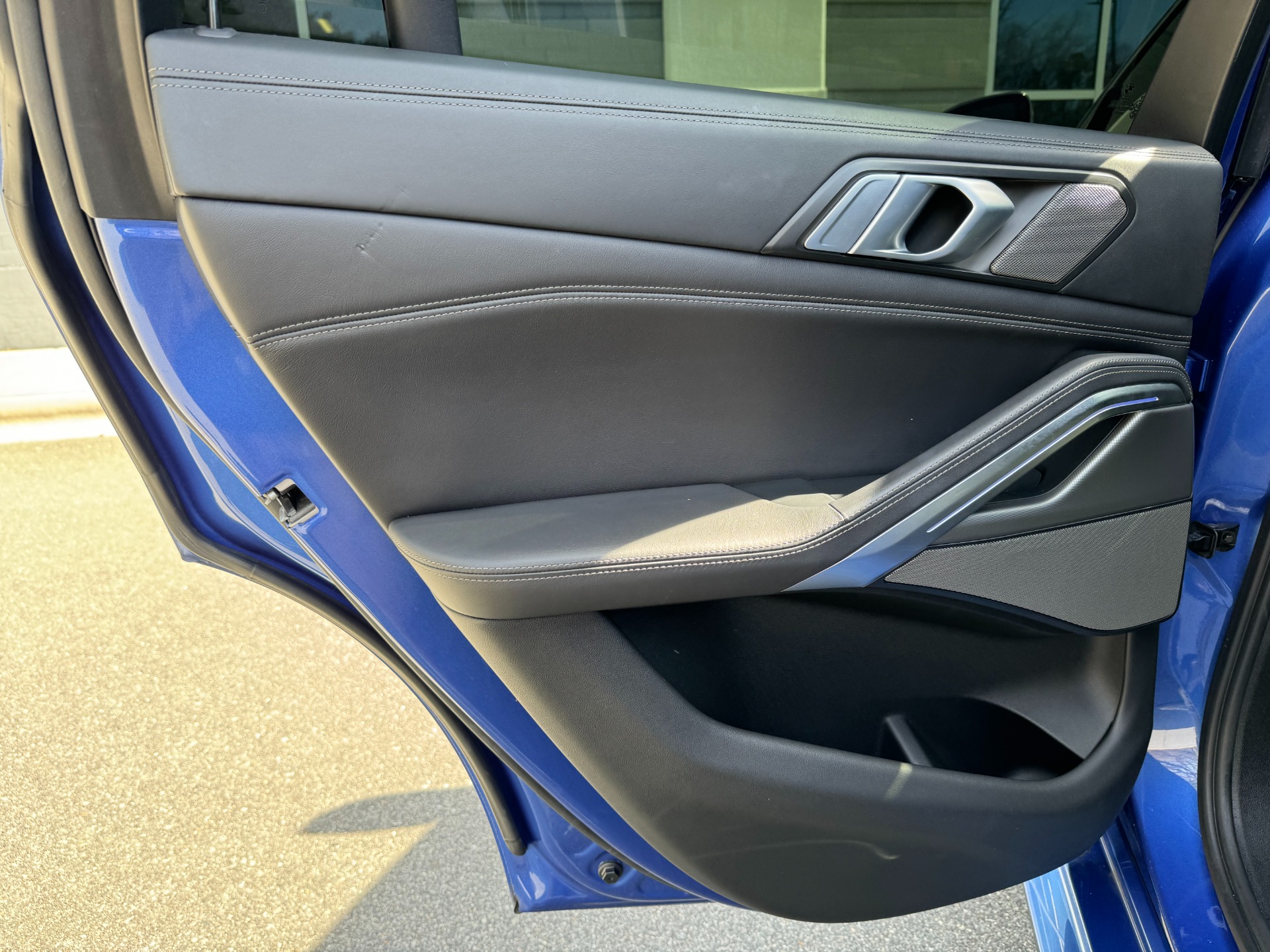 Used 2020 BMW X6 M50i for sale Sold at Formula Imports in Charlotte NC 28227 38