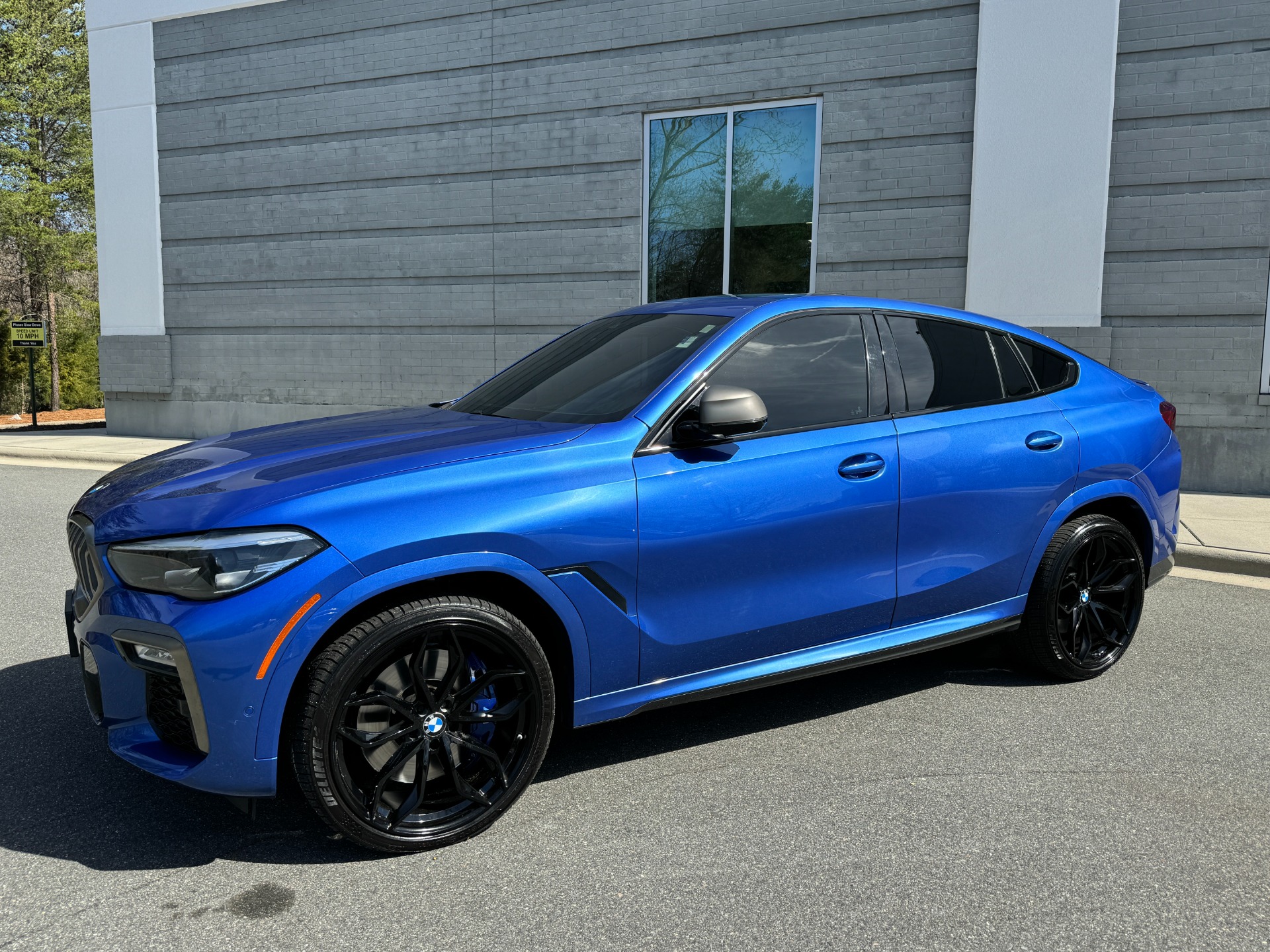 Used 2020 BMW X6 M50i for sale Sold at Formula Imports in Charlotte NC 28227 4