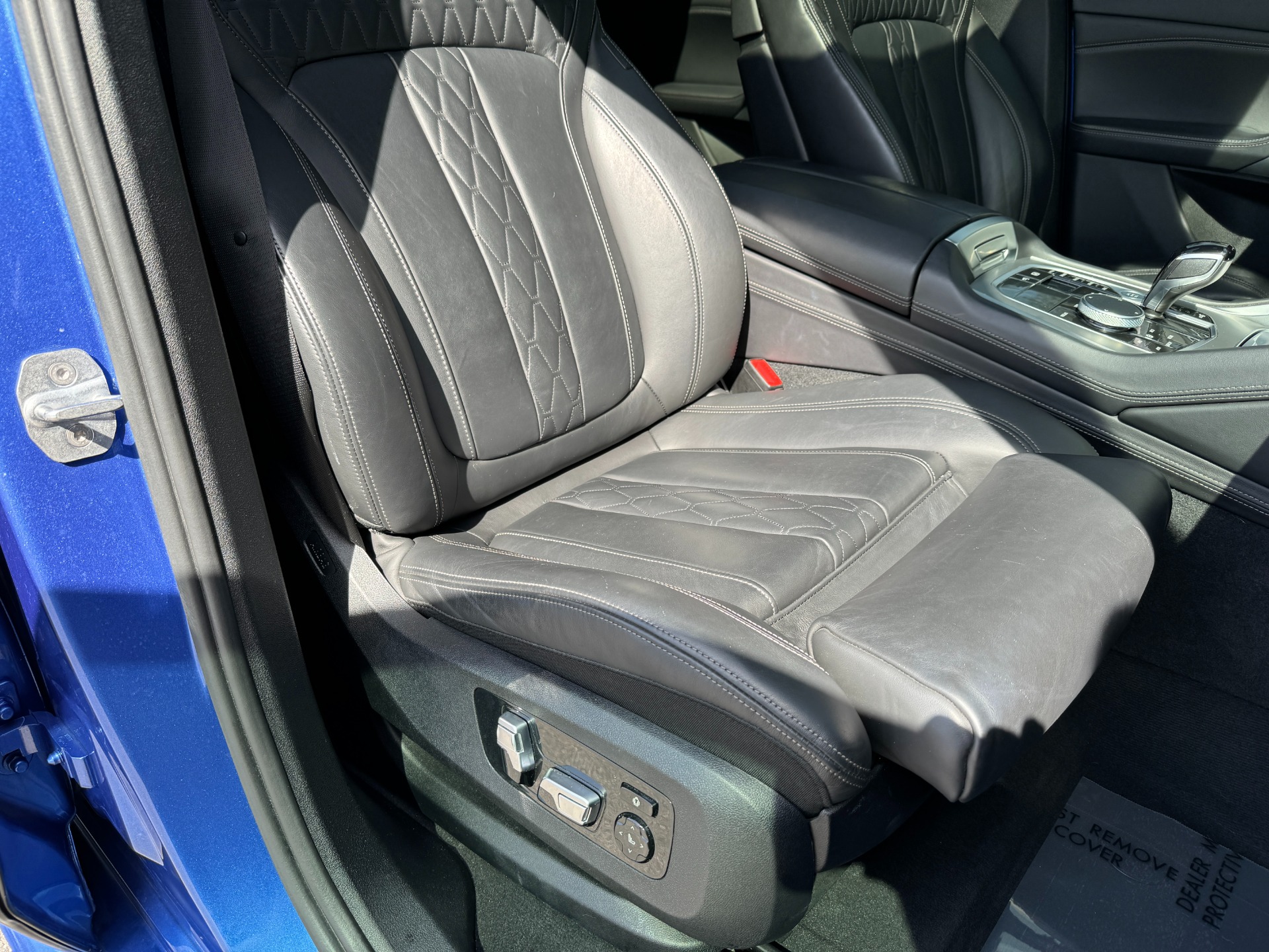 Used 2020 BMW X6 M50i for sale Sold at Formula Imports in Charlotte NC 28227 46