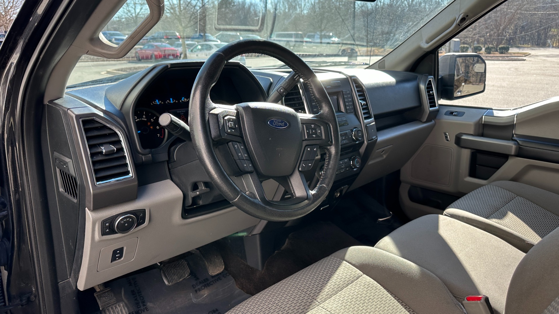 Used 2015 Ford F-150 XLT ECO BOOST // APPEARANCE PKG // TOW PKG for sale Sold at Formula Imports in Charlotte NC 28227 11