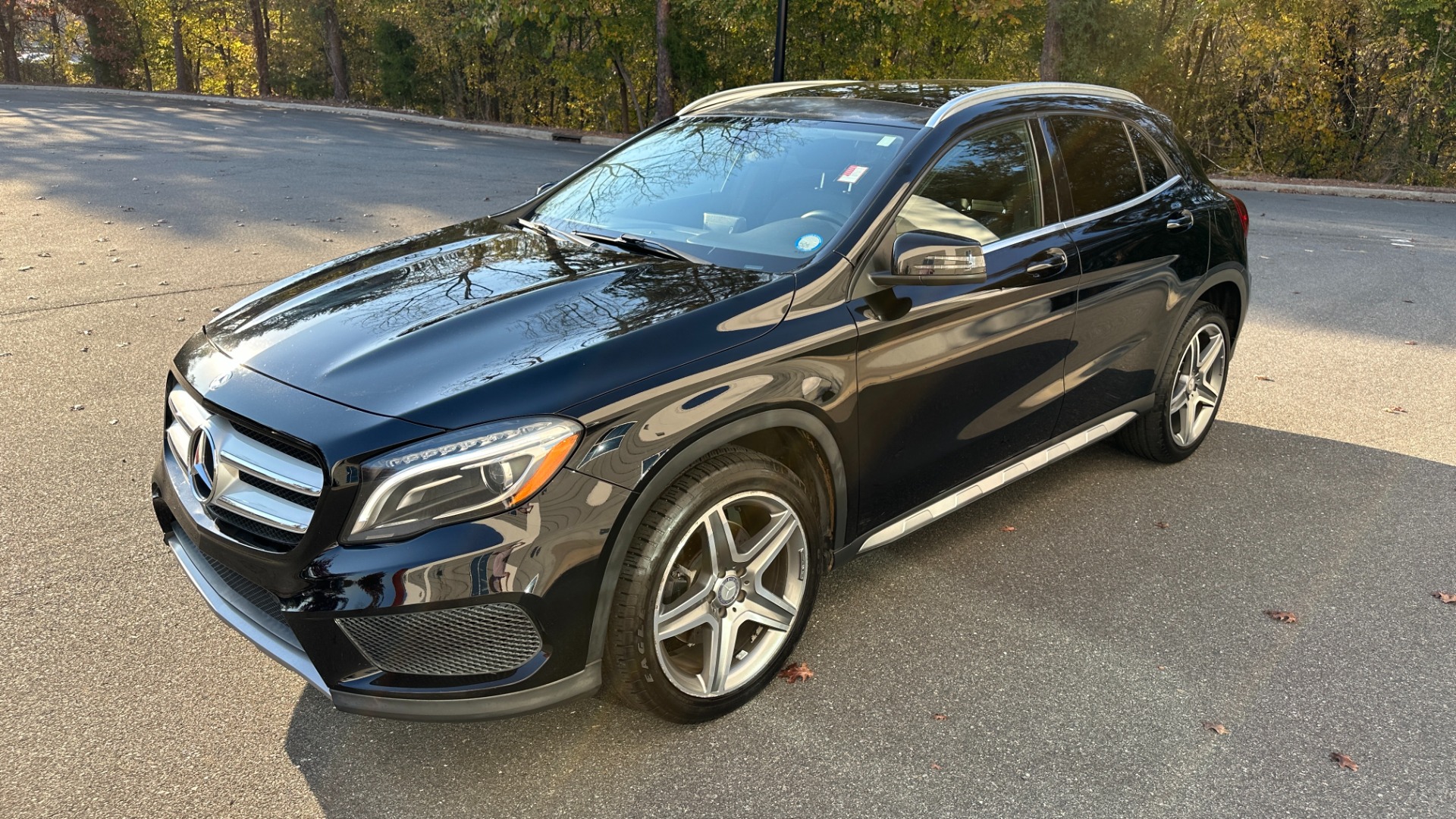Used 2015 Mercedes-Benz GLA-Class GLA 250 / PREMIUM PACKAGE / SPORT PACKAGE / PANORAMIC ROOF for sale $15,995 at Formula Imports in Charlotte NC 28227 2