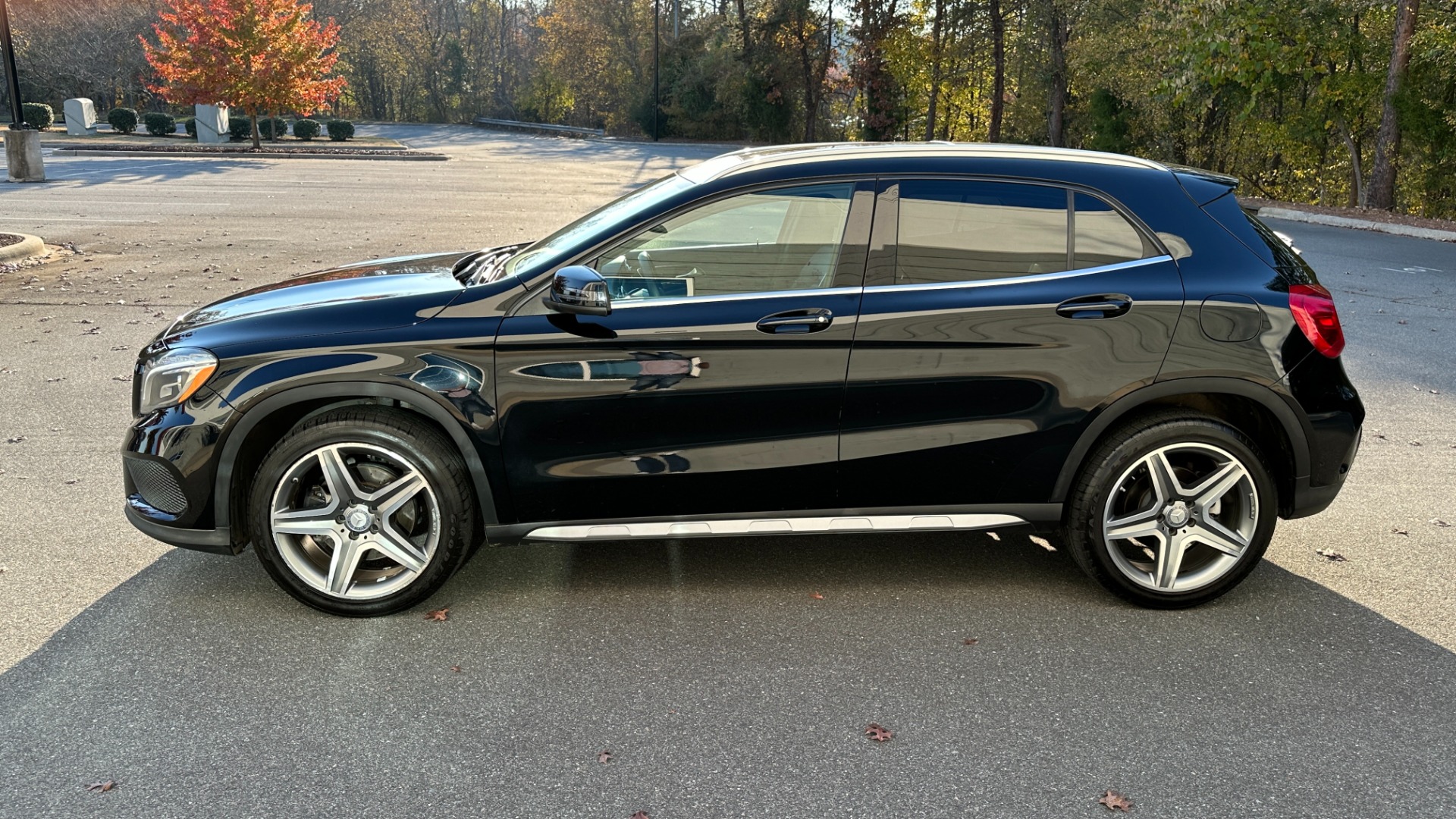 Used 2015 Mercedes-Benz GLA-Class GLA 250 / PREMIUM PACKAGE / SPORT PACKAGE / PANORAMIC ROOF for sale Sold at Formula Imports in Charlotte NC 28227 3