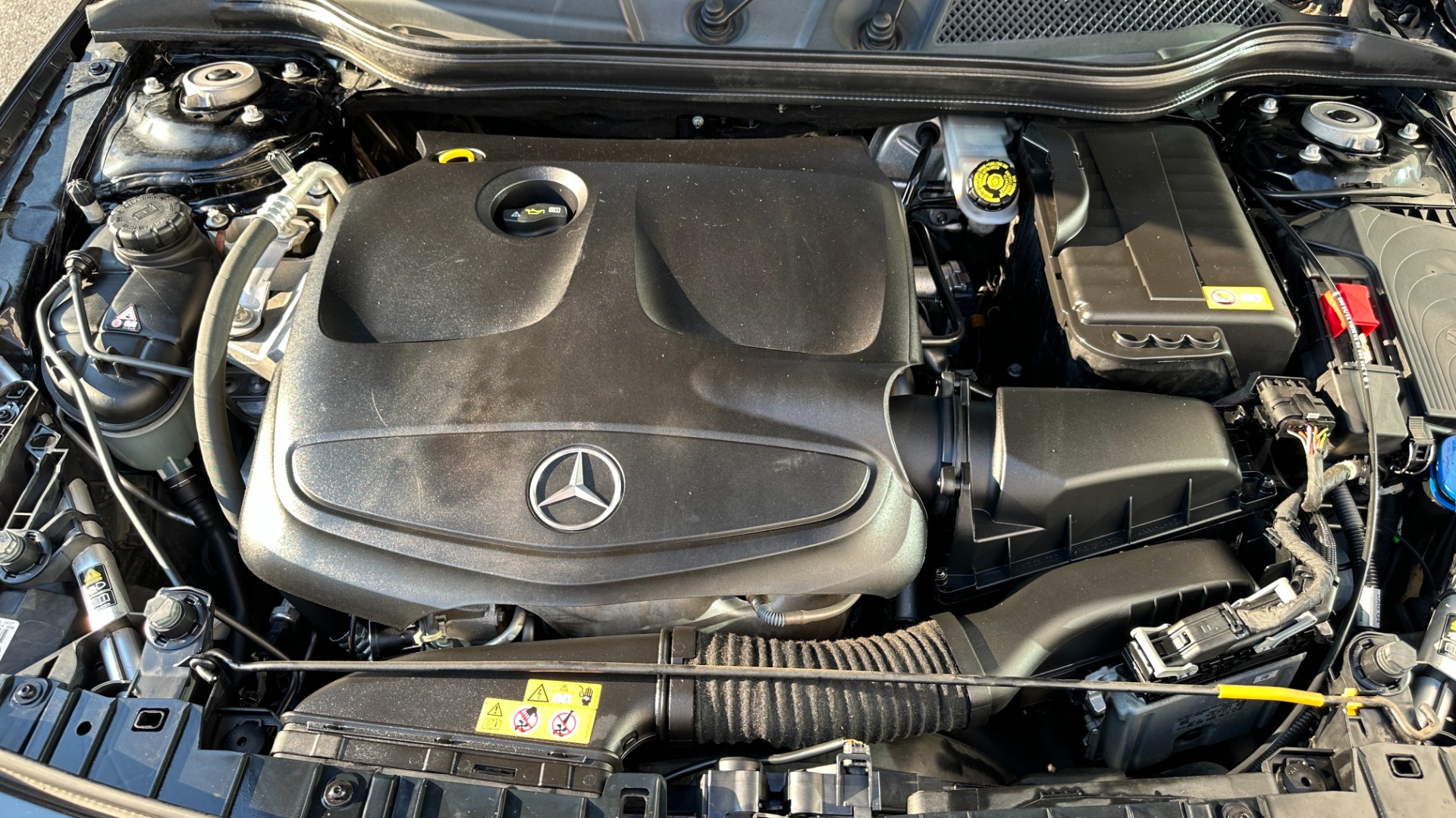 Used 2015 Mercedes-Benz GLA-Class GLA 250 / PREMIUM PACKAGE / SPORT PACKAGE / PANORAMIC ROOF for sale $15,995 at Formula Imports in Charlotte NC 28227 37