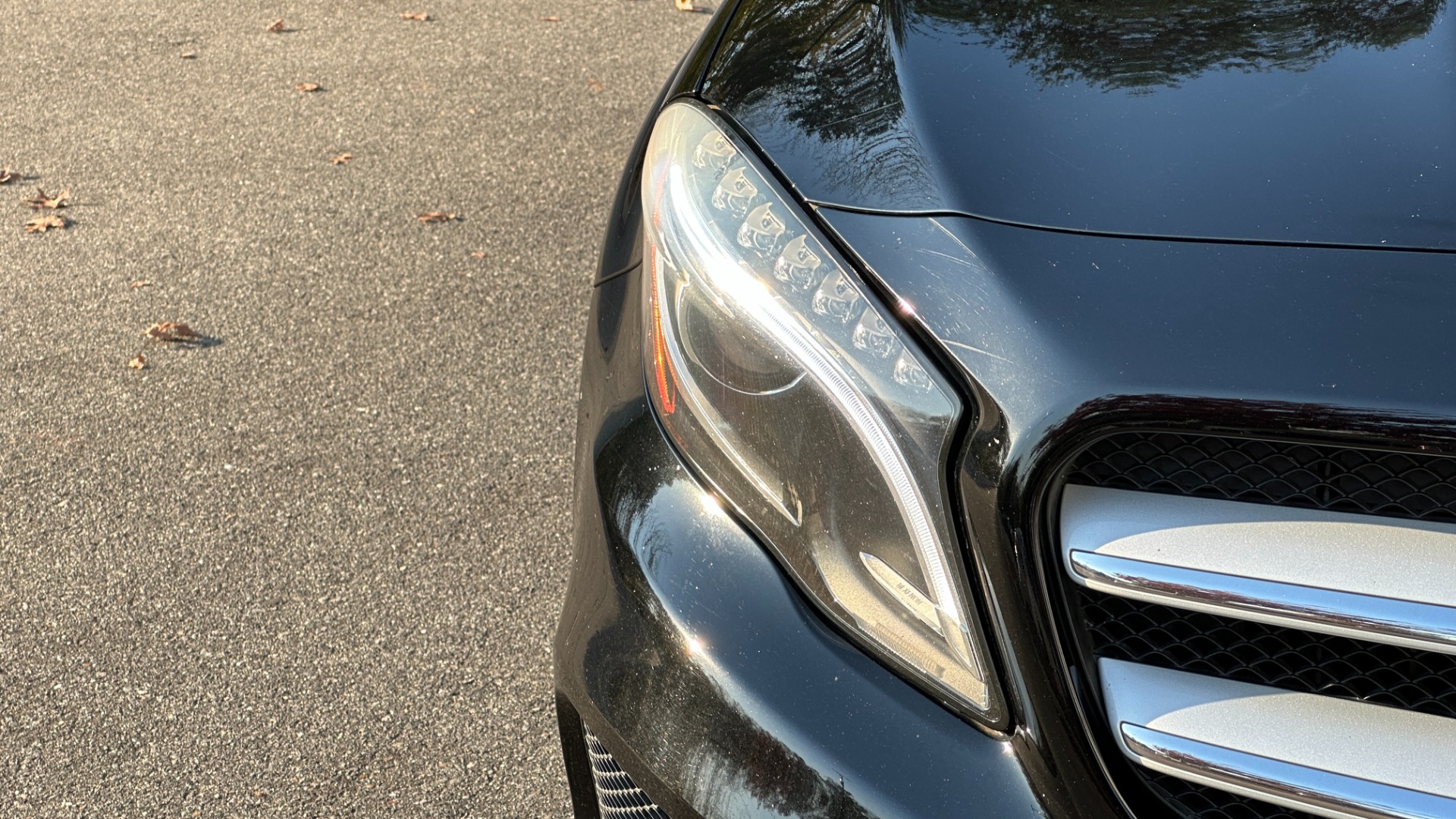 Used 2015 Mercedes-Benz GLA-Class GLA 250 / PREMIUM PACKAGE / SPORT PACKAGE / PANORAMIC ROOF for sale $15,995 at Formula Imports in Charlotte NC 28227 38