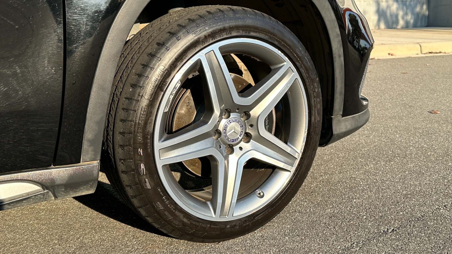 Used 2015 Mercedes-Benz GLA-Class GLA 250 / PREMIUM PACKAGE / SPORT PACKAGE / PANORAMIC ROOF for sale $15,995 at Formula Imports in Charlotte NC 28227 44