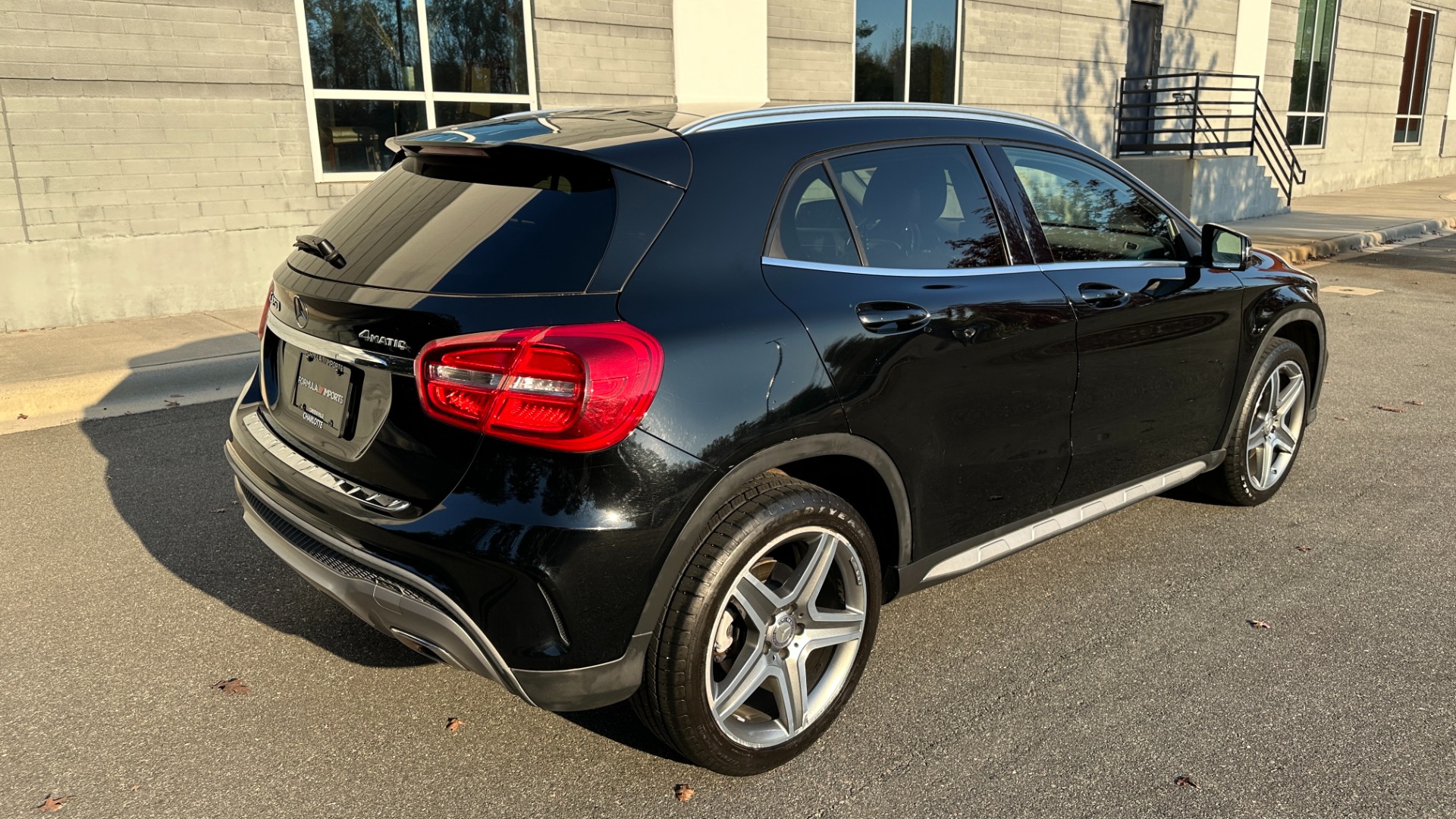 Used 2015 Mercedes-Benz GLA-Class GLA 250 / PREMIUM PACKAGE / SPORT PACKAGE / PANORAMIC ROOF for sale $15,995 at Formula Imports in Charlotte NC 28227 7