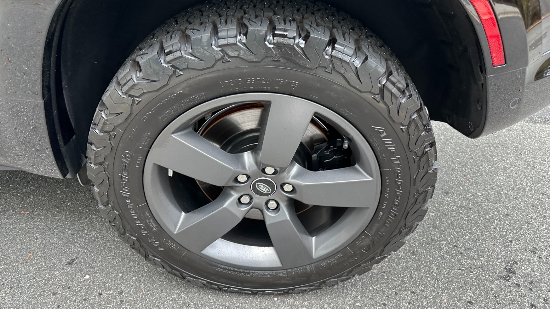 Used 2023 Land Rover Defender V8 20' WHEELS// BLK EXT PACK// LED LIGHT BAR for sale $105,999 at Formula Imports in Charlotte NC 28227 55