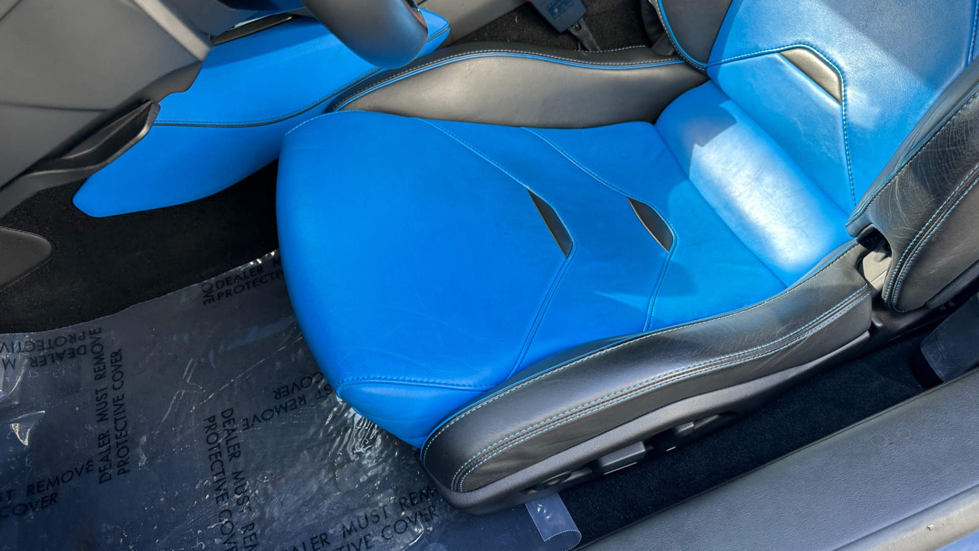 Used 2020 Lamborghini Huracan EVO SPYDER / FRONT LIFT / FULL PAINT PROTECTION FILM / CARBON CERAMICS for sale $280,000 at Formula Imports in Charlotte NC 28227 20