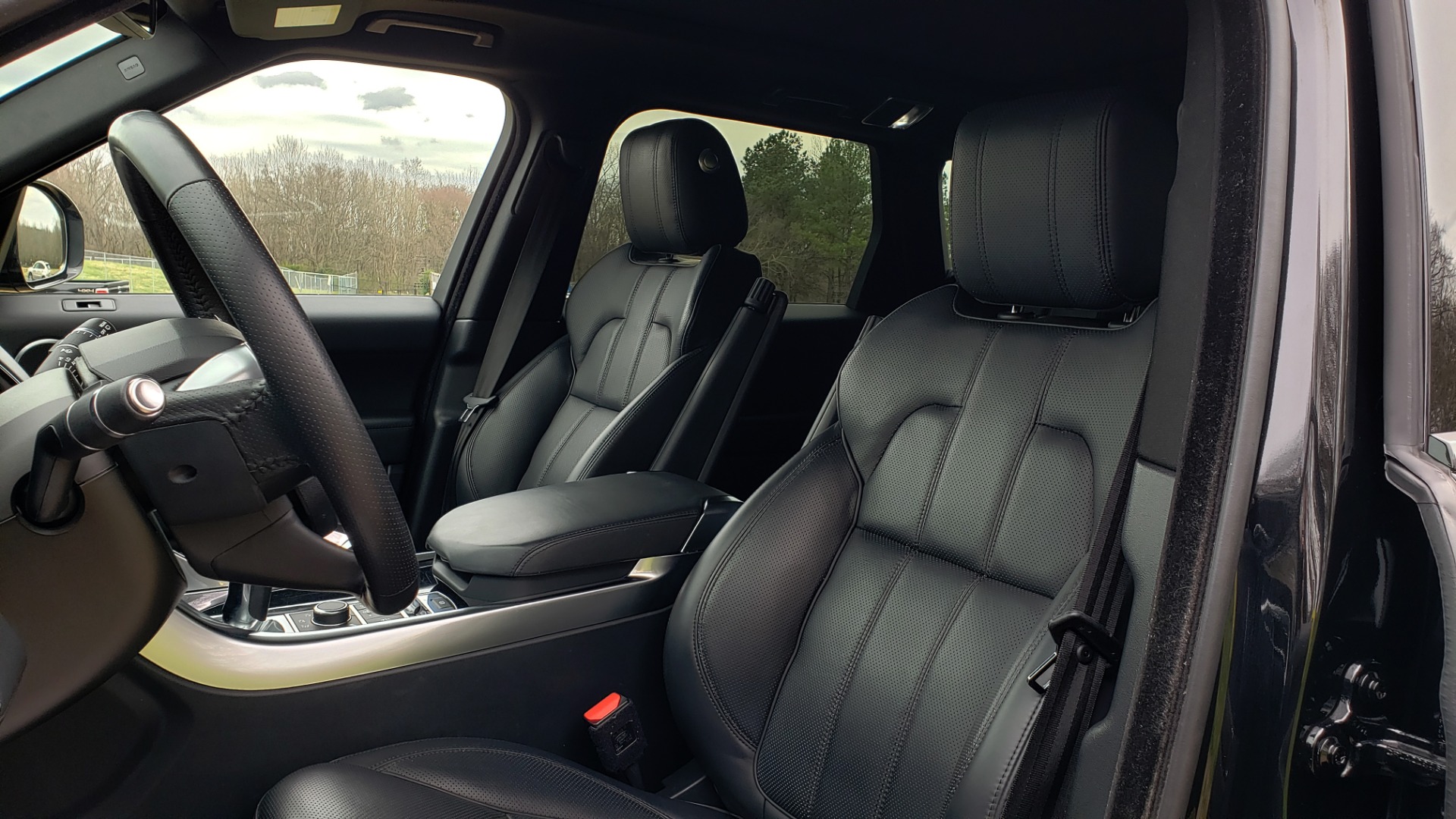 Used 2016 Land Rover RANGE ROVER SPORT V6 HSE 4WD / NAV / SUNROOF / HTD STS / REARVIEW for sale Sold at Formula Imports in Charlotte NC 28227 43