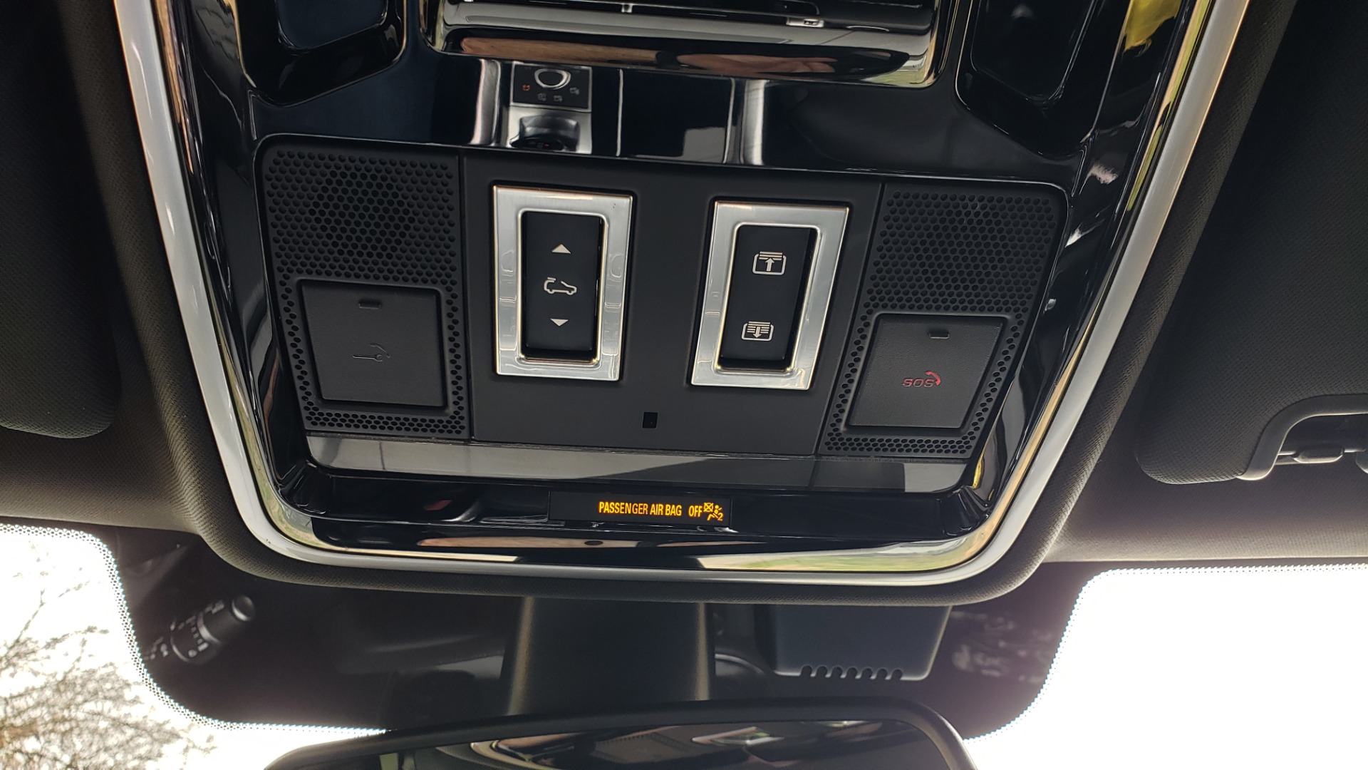 Used 2016 Land Rover RANGE ROVER SPORT V6 HSE 4WD / NAV / SUNROOF / HTD STS / REARVIEW for sale Sold at Formula Imports in Charlotte NC 28227 60
