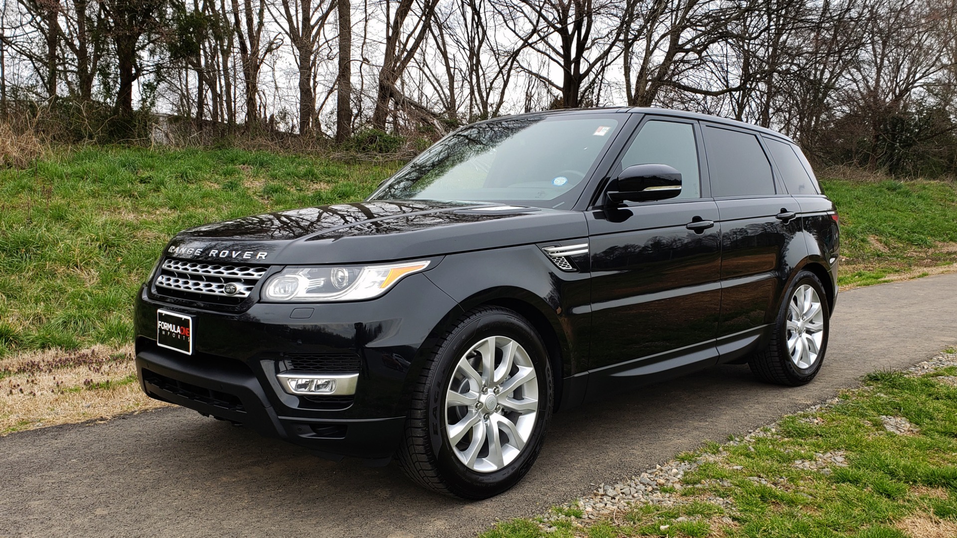 Used 2016 Land Rover RANGE ROVER SPORT V6 HSE 4WD / NAV / SUNROOF / HTD STS / REARVIEW for sale Sold at Formula Imports in Charlotte NC 28227 1