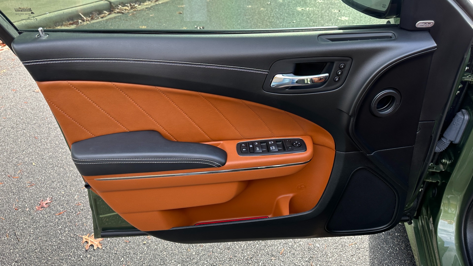 Used 2022 Dodge Charger SRT Hellcat Widebody STARLIGHT ROOF / CUSTOM FLOOR MATS / HELLCAT GRAPHICS for sale $75,995 at Formula Imports in Charlotte NC 28227 10