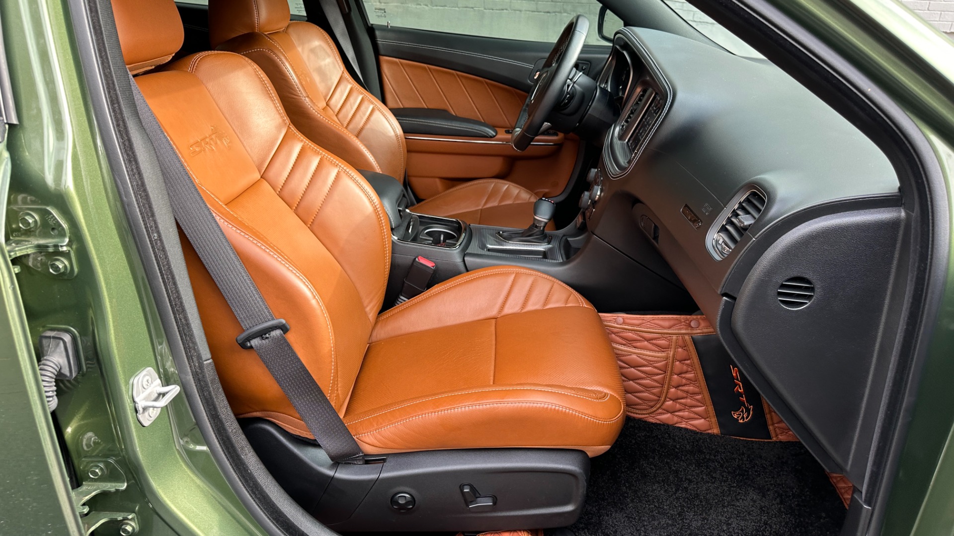 Used 2022 Dodge Charger SRT Hellcat Widebody STARLIGHT ROOF / CUSTOM FLOOR MATS / HELLCAT GRAPHICS for sale $75,995 at Formula Imports in Charlotte NC 28227 36