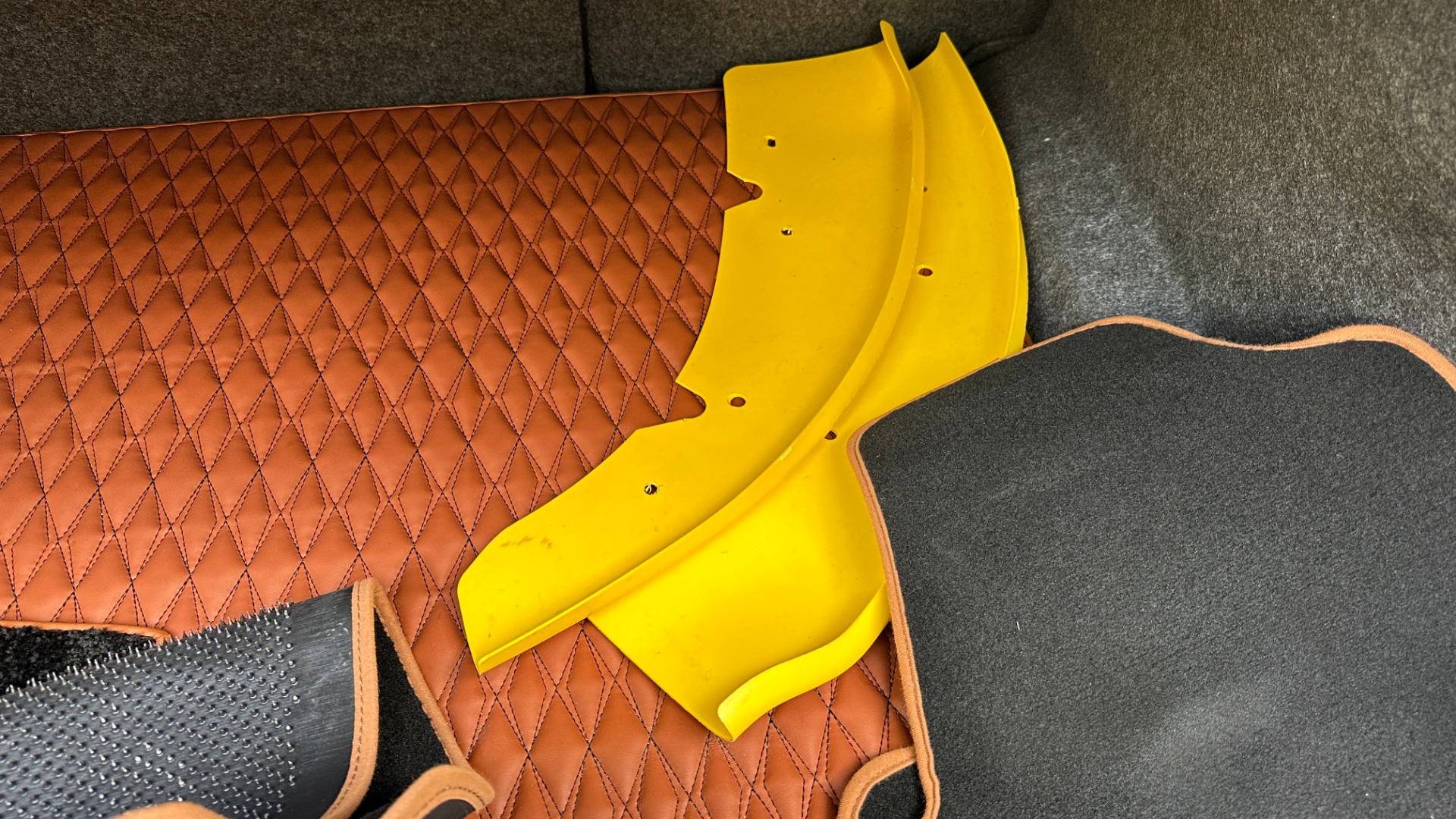 Used 2022 Dodge Charger SRT Hellcat Widebody STARLIGHT ROOF / CUSTOM FLOOR MATS / HELLCAT GRAPHICS for sale $75,995 at Formula Imports in Charlotte NC 28227 42