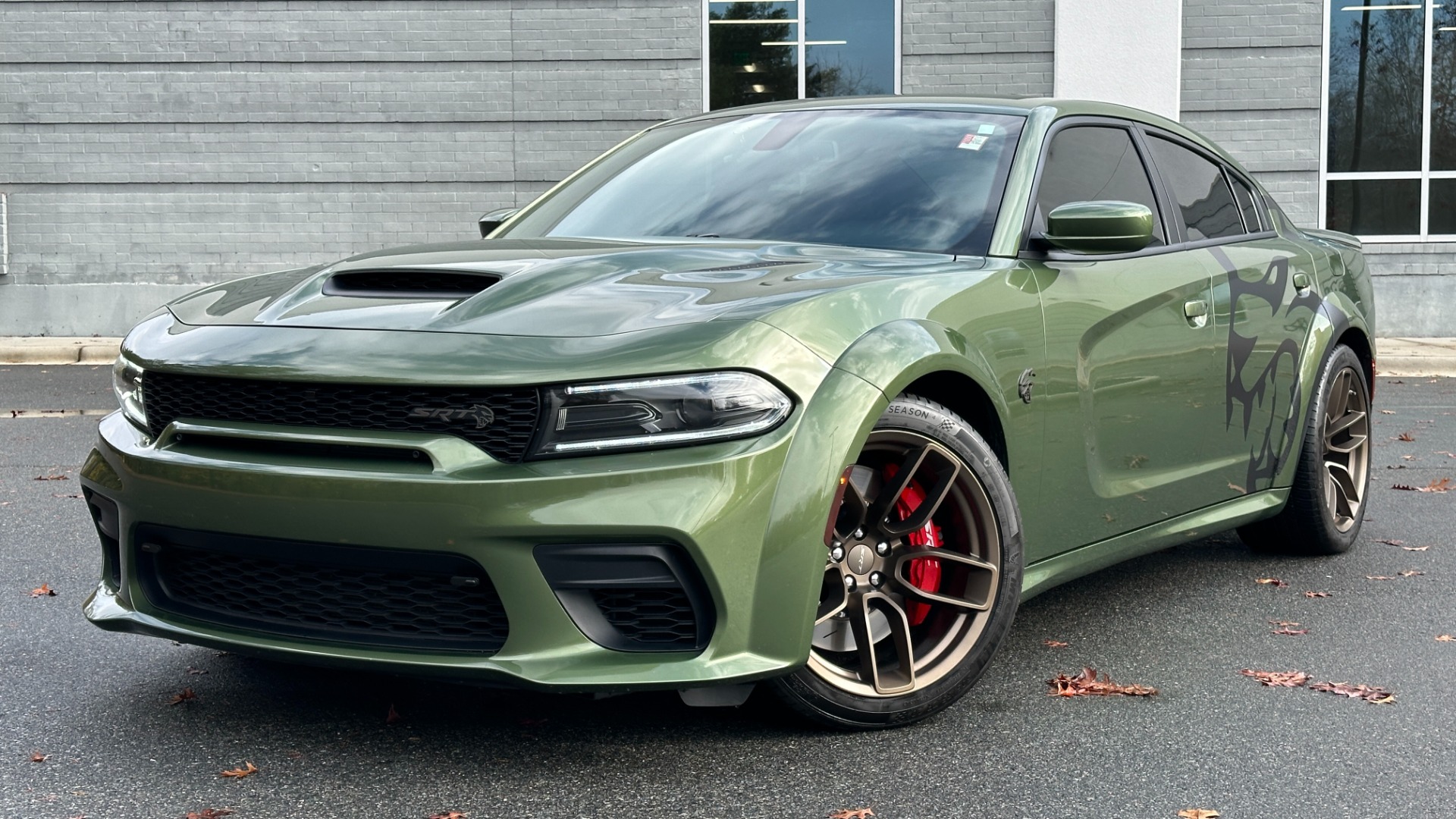 Used 2022 Dodge Charger SRT Hellcat Widebody STARLIGHT ROOF / CUSTOM FLOOR MATS / HELLCAT GRAPHICS for sale $69,999 at Formula Imports in Charlotte NC 28227 54
