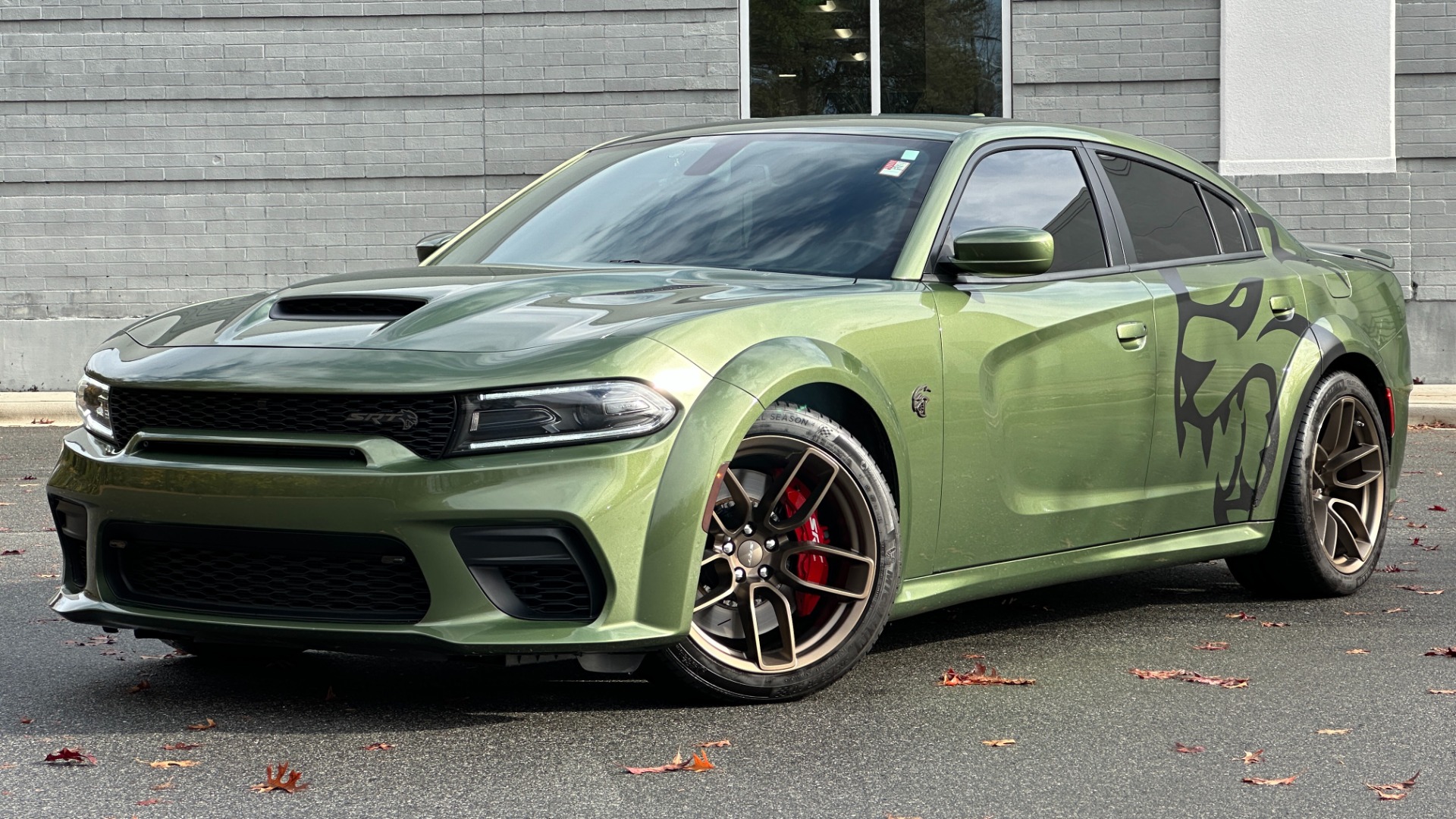 Used 2022 Dodge Charger SRT Hellcat Widebody STARLIGHT ROOF / CUSTOM FLOOR MATS / HELLCAT GRAPHICS for sale $69,999 at Formula Imports in Charlotte NC 28227 1