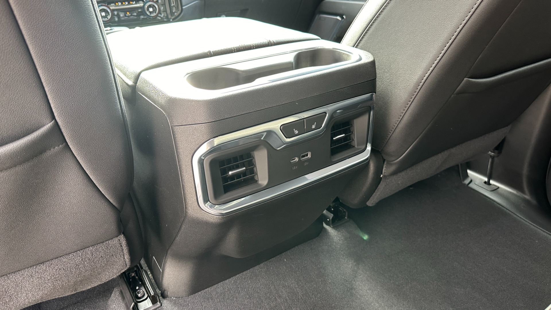 Used 2023 Chevrolet Silverado 1500 HIGH COUNTRY / PREMIUM PACKAGE / V8 ENGINE / PEARL PAINT for sale Sold at Formula Imports in Charlotte NC 28227 27