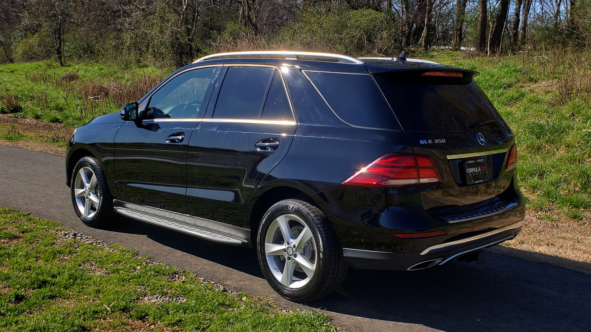 Used 2017 Mercedes-Benz GLE 350 4MATIC PREMIUM / NAV / SUNROOF / REARVIEW / PARK ASST for sale Sold at Formula Imports in Charlotte NC 28227 3