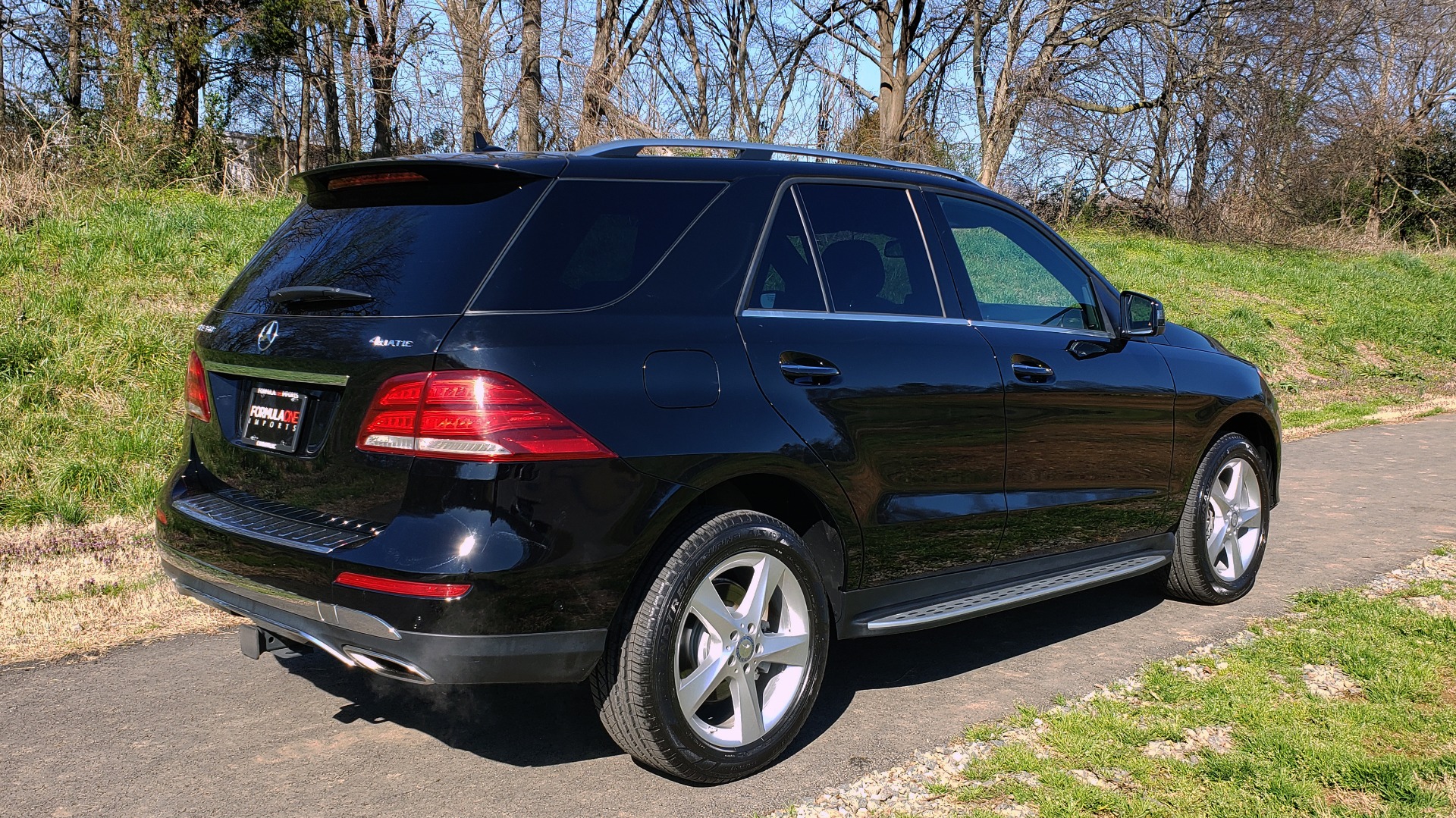 Used 2017 Mercedes-Benz GLE 350 4MATIC PREMIUM / NAV / SUNROOF / REARVIEW / PARK ASST for sale Sold at Formula Imports in Charlotte NC 28227 6