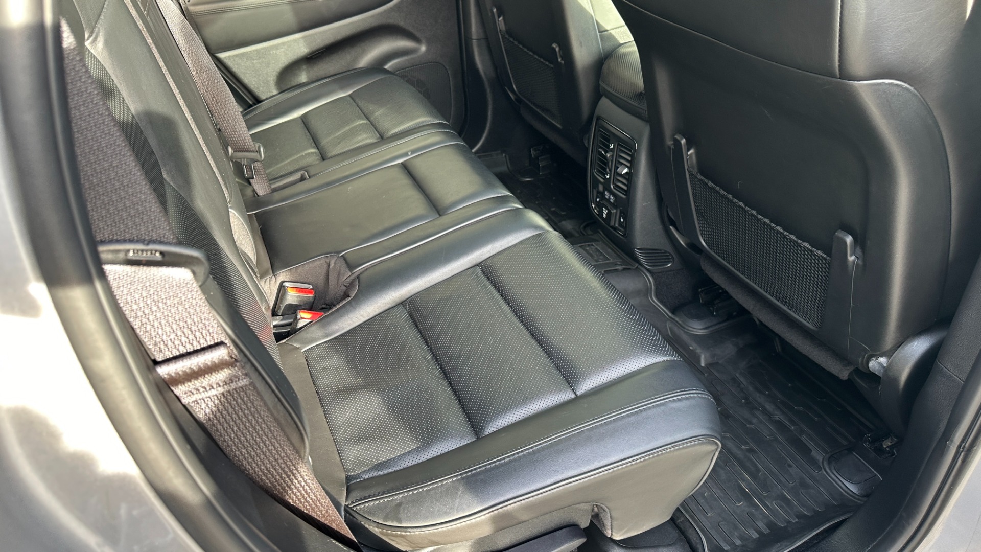 Used 2020 Jeep Grand Cherokee HIGH ALTITUDE / LEATHER / NAV / PANORAMIC ROOF for sale Sold at Formula Imports in Charlotte NC 28227 29