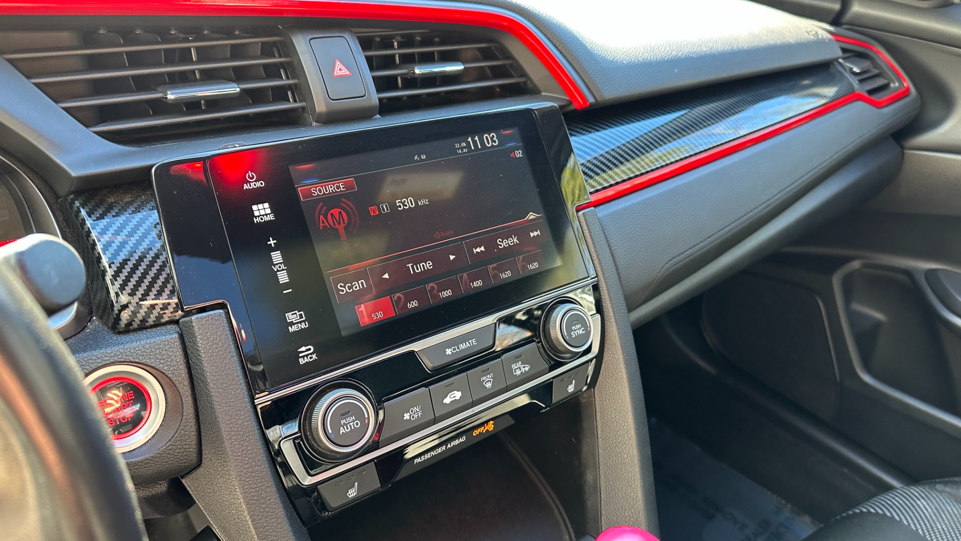 Used 2018 Honda Civic Si Sedan for sale Sold at Formula Imports in Charlotte NC 28227 17