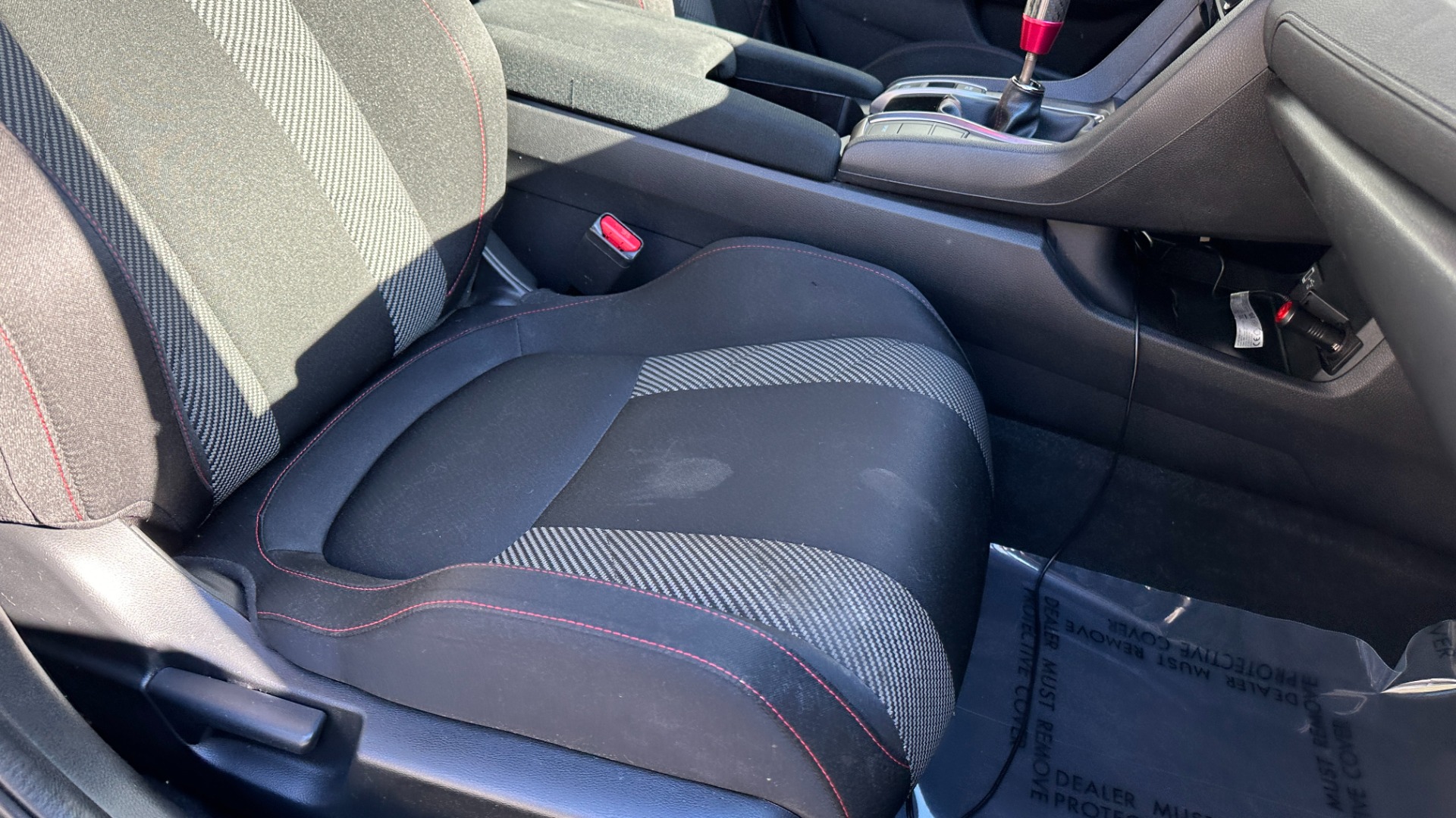 Used 2018 Honda Civic Si Sedan for sale Sold at Formula Imports in Charlotte NC 28227 35