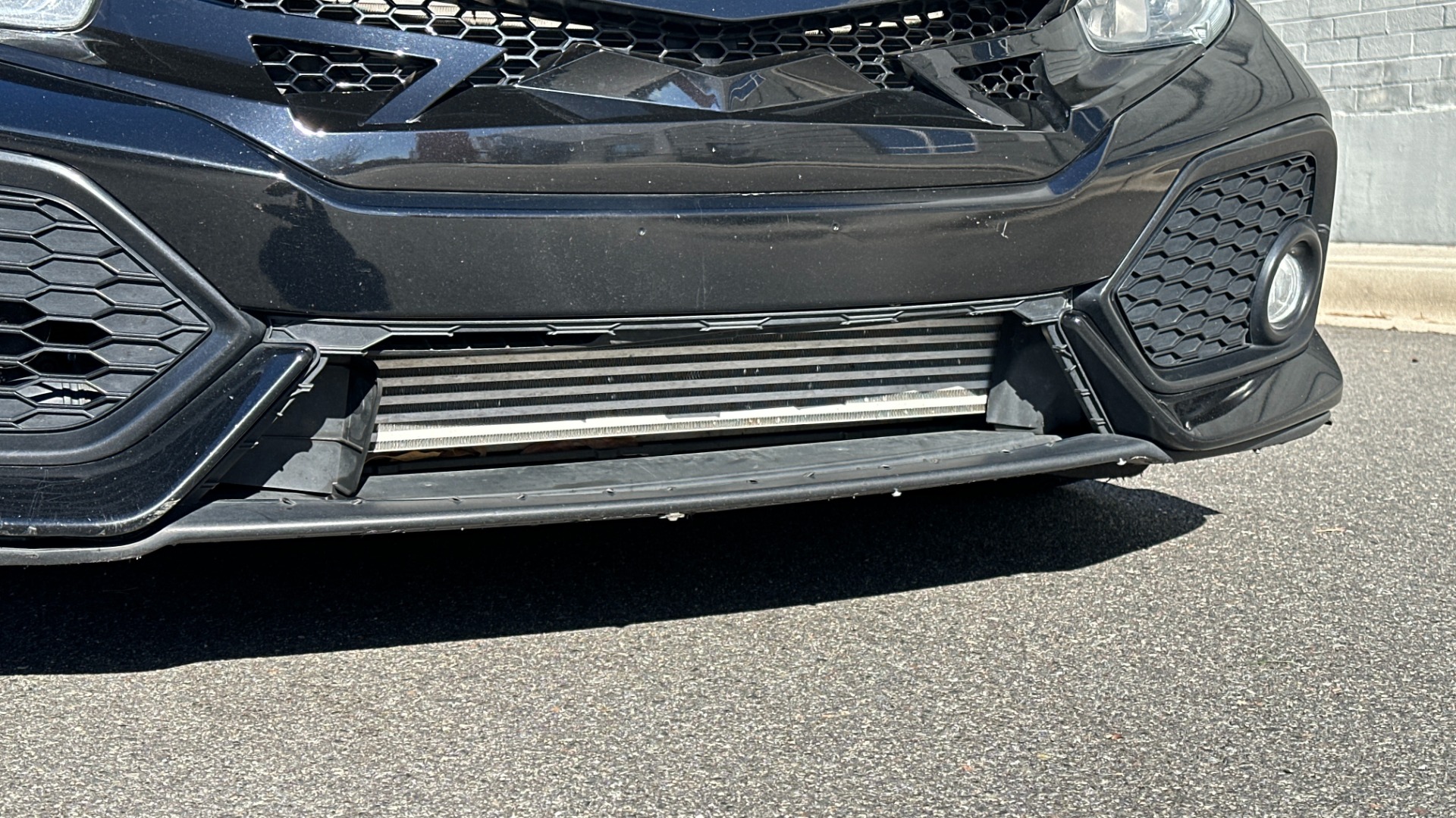 Used 2018 Honda Civic Si Sedan for sale Sold at Formula Imports in Charlotte NC 28227 46