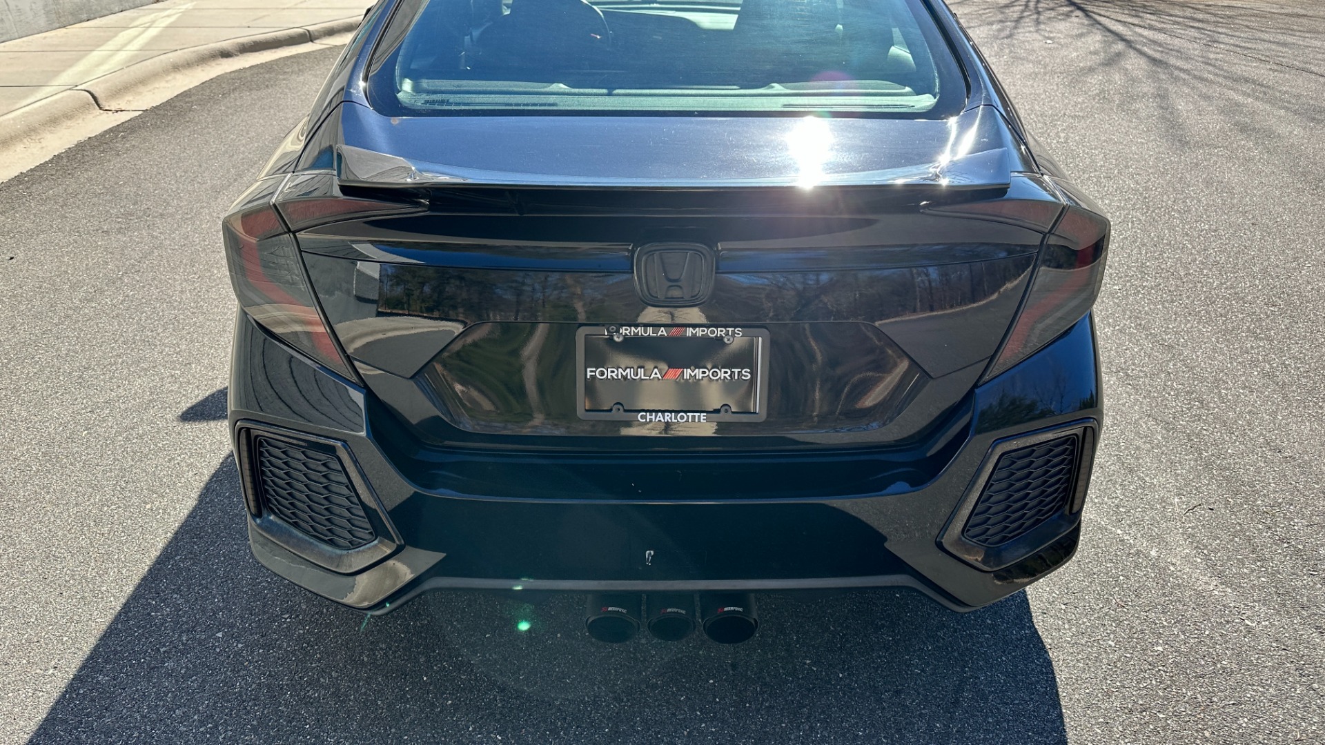 Used 2018 Honda Civic Si Sedan for sale Sold at Formula Imports in Charlotte NC 28227 7
