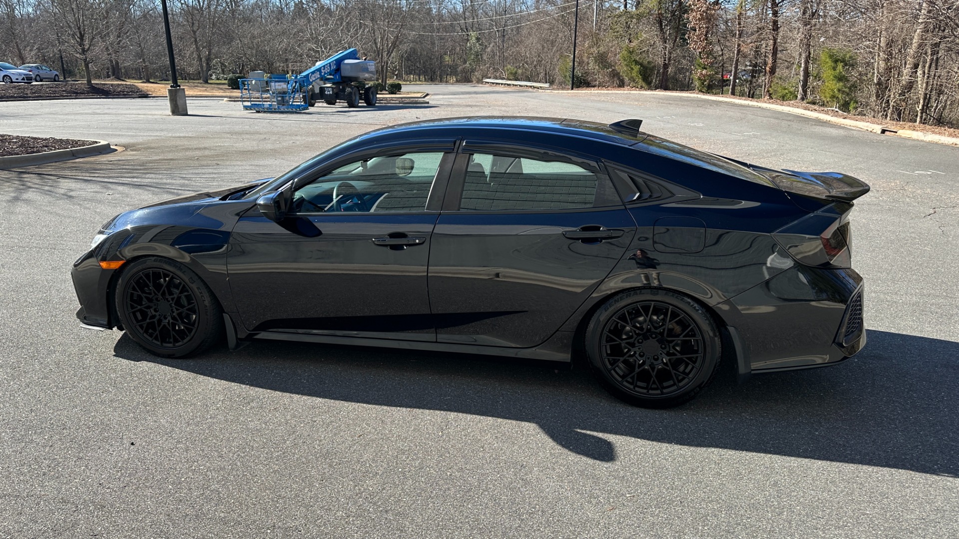 Used 2018 Honda Civic Si Sedan for sale Sold at Formula Imports in Charlotte NC 28227 9