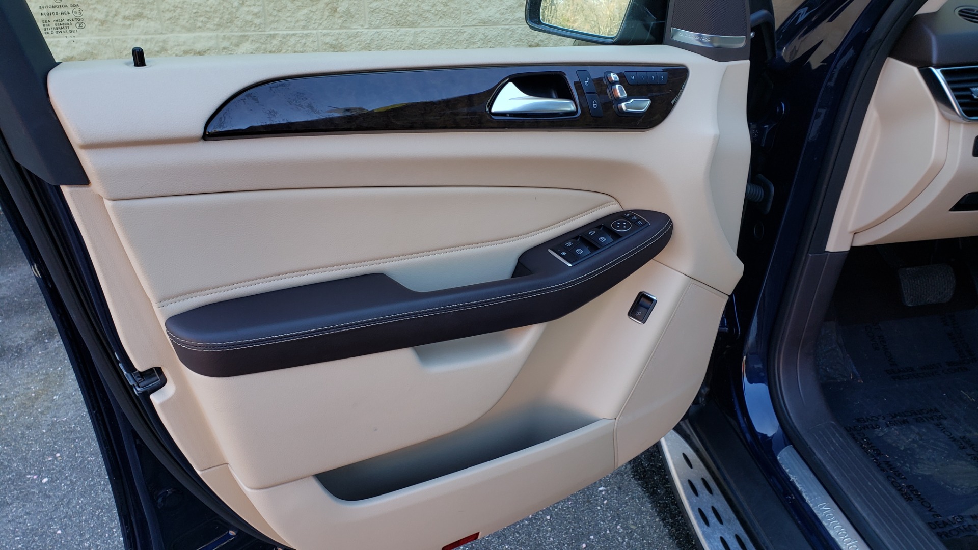 Used 2017 Mercedes-Benz GLE 350 PREMIUM / NAV / SUNROOF / PARK ASST / HTD STS for sale Sold at Formula Imports in Charlotte NC 28227 33