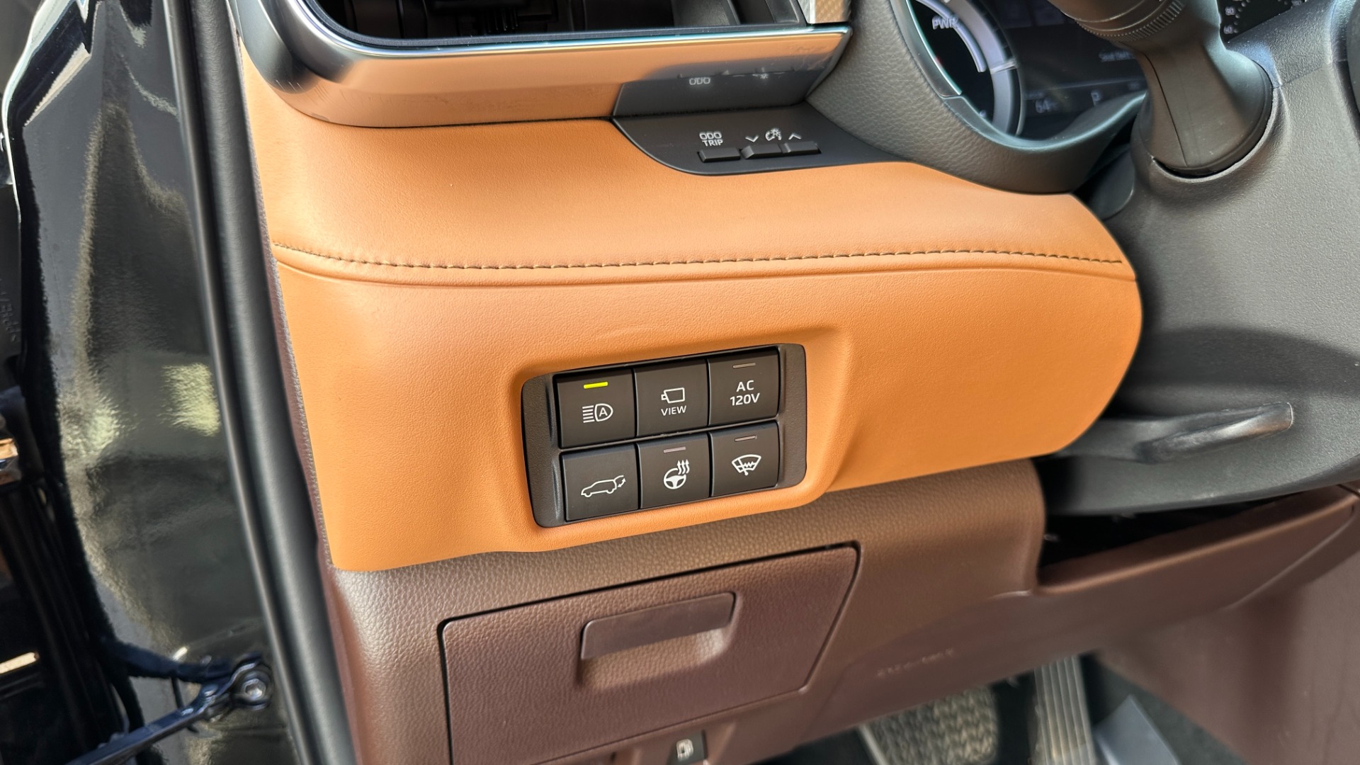 Used 2021 Toyota Highlander Hybrid Platinum For Sale (46,500