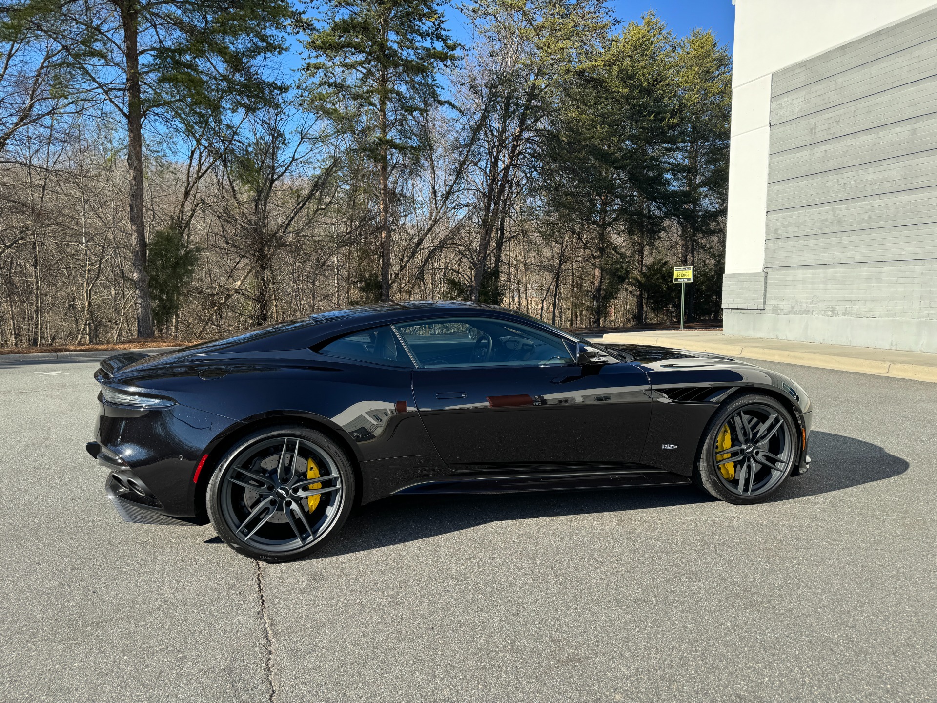 Used 2020 Aston Martin DBS SUPERLEGGERA / CARBON FIBER / V12 750HP / ACCENT STITCHING for sale $240,000 at Formula Imports in Charlotte NC 28227 15