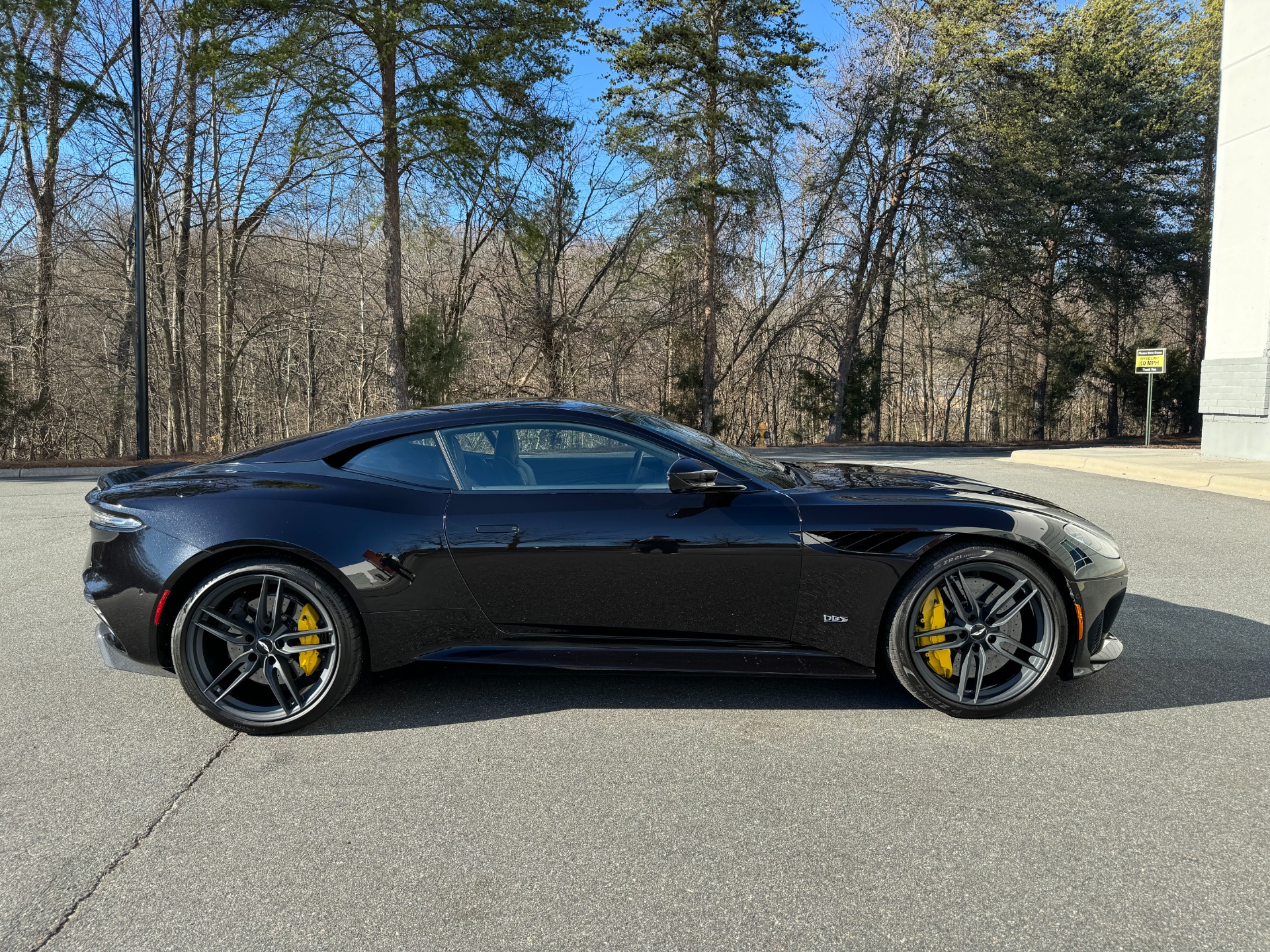 Used 2020 Aston Martin DBS SUPERLEGGERA / CARBON FIBER / V12 750HP / ACCENT STITCHING for sale $240,000 at Formula Imports in Charlotte NC 28227 16