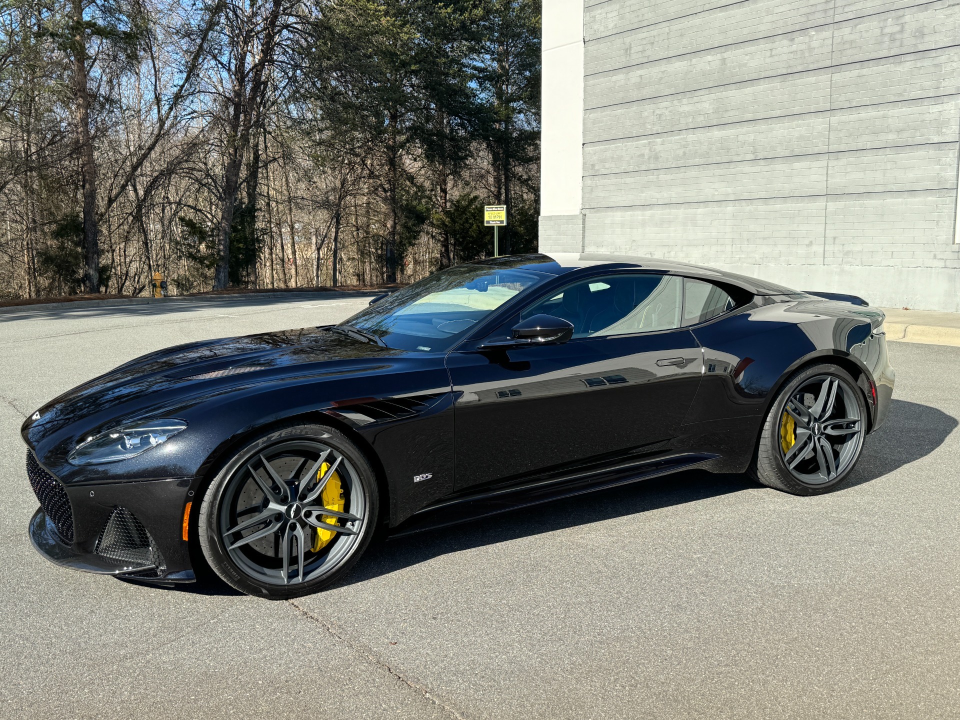 Used 2020 Aston Martin DBS SUPERLEGGERA / CARBON FIBER / V12 750HP / ACCENT STITCHING for sale $240,000 at Formula Imports in Charlotte NC 28227 4